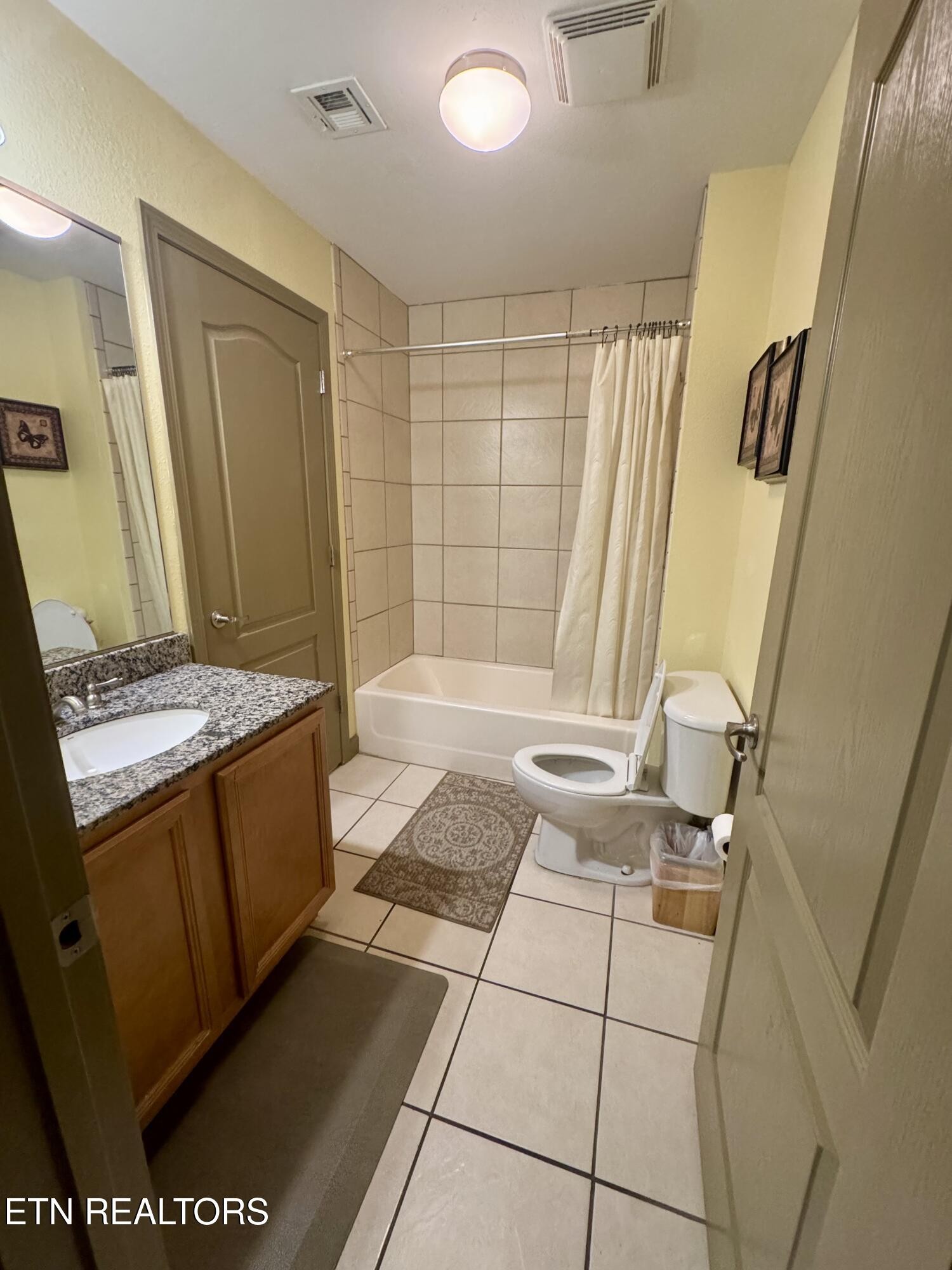 124 Plaza Property Photo 33