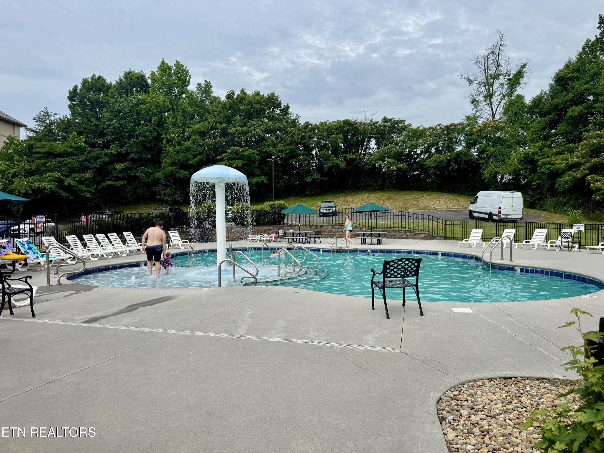 124 Plaza Property Photo 43