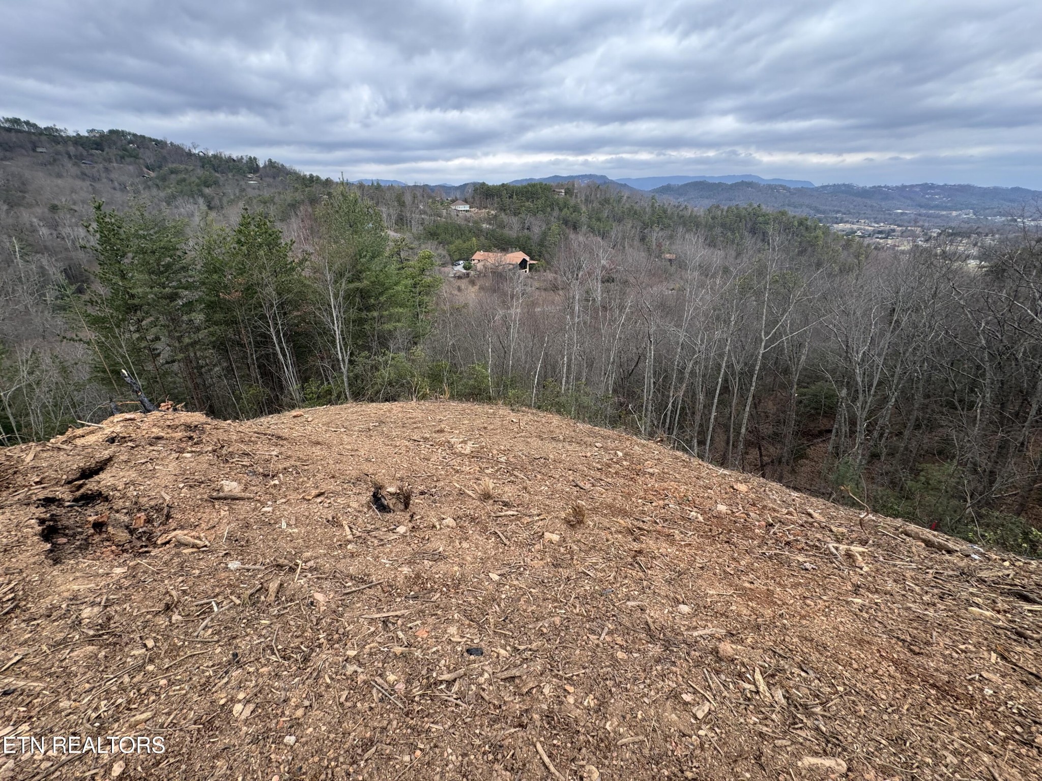 0 Hikers Path Lane Property Photo 1