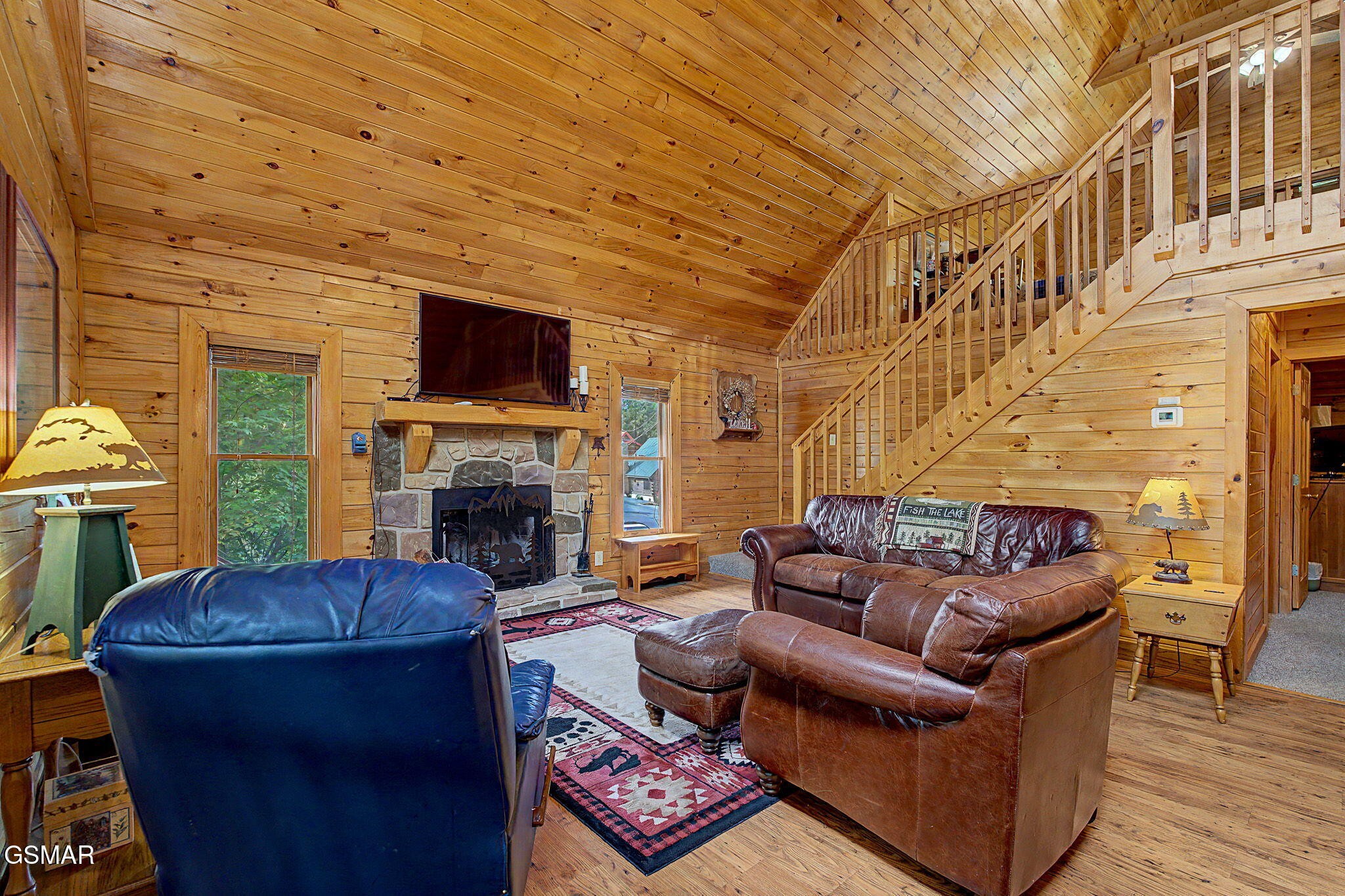 1065 Willard Way Property Photo 3