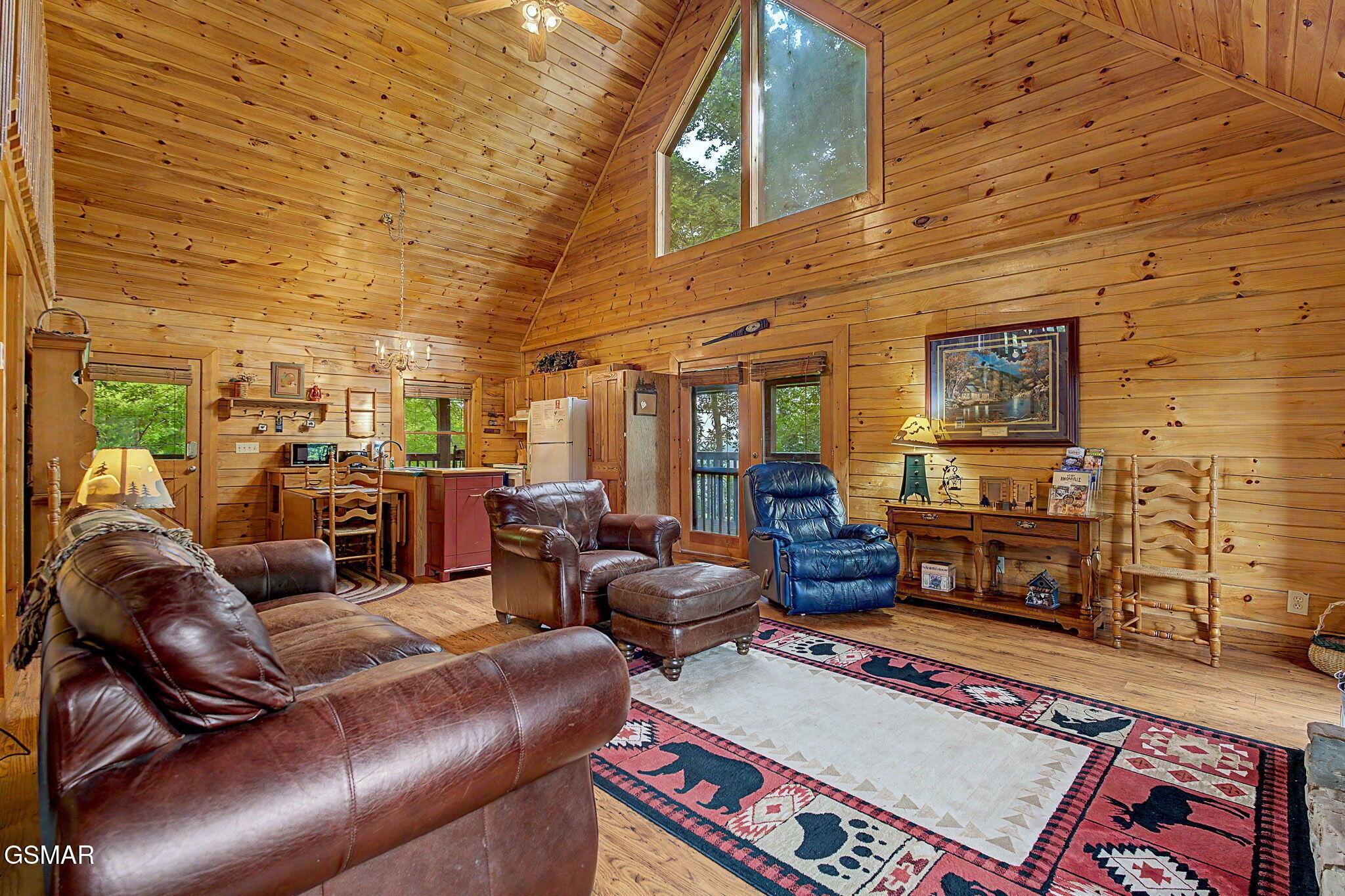 1065 Willard Way Property Photo 5