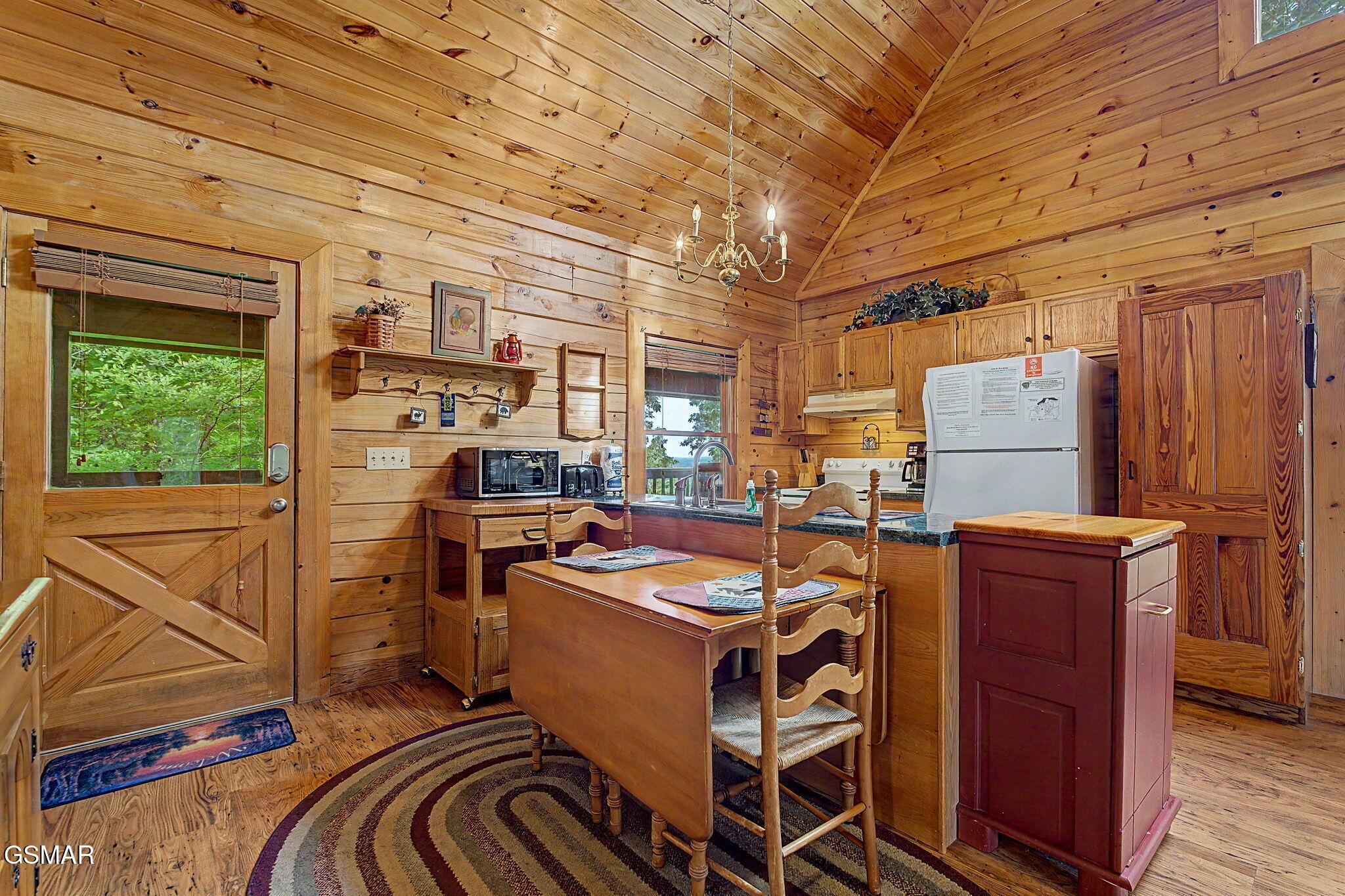 1065 Willard Way Property Photo 6