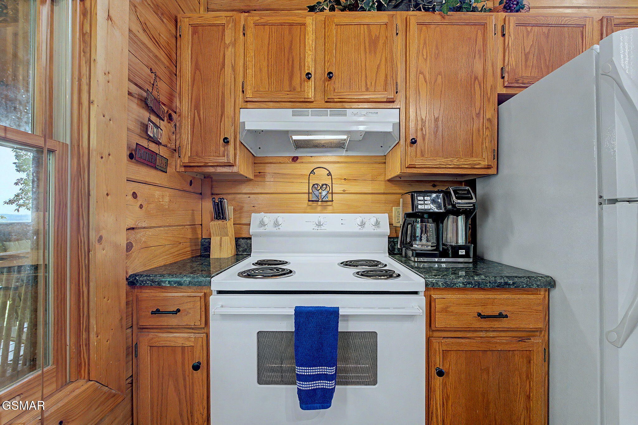 1065 Willard Way Property Photo 8