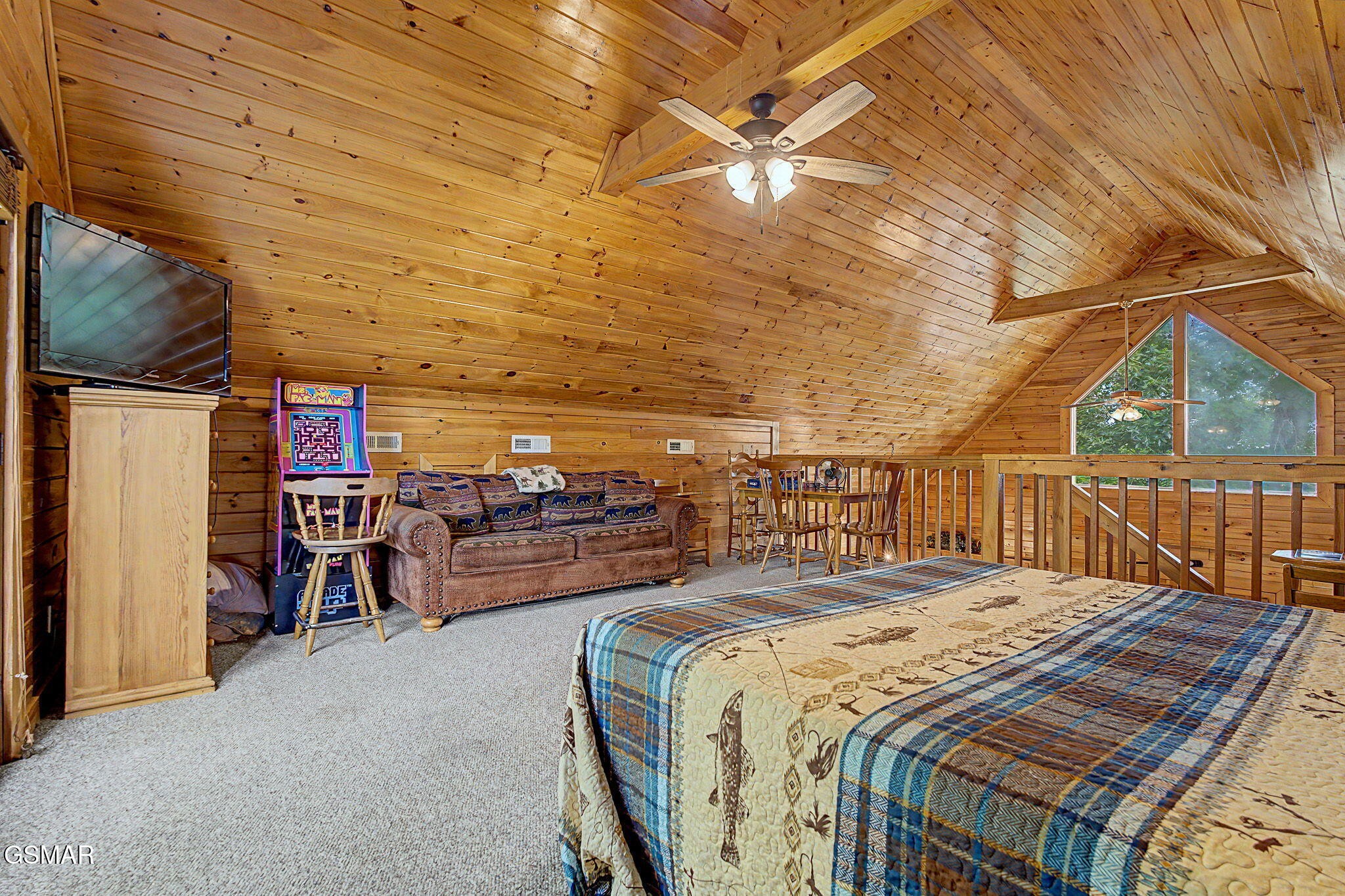 1065 Willard Way Property Photo 21