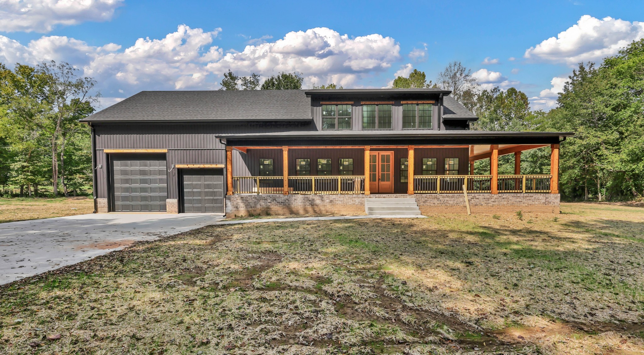 1046 Indian Creek Rd Property Photo 1