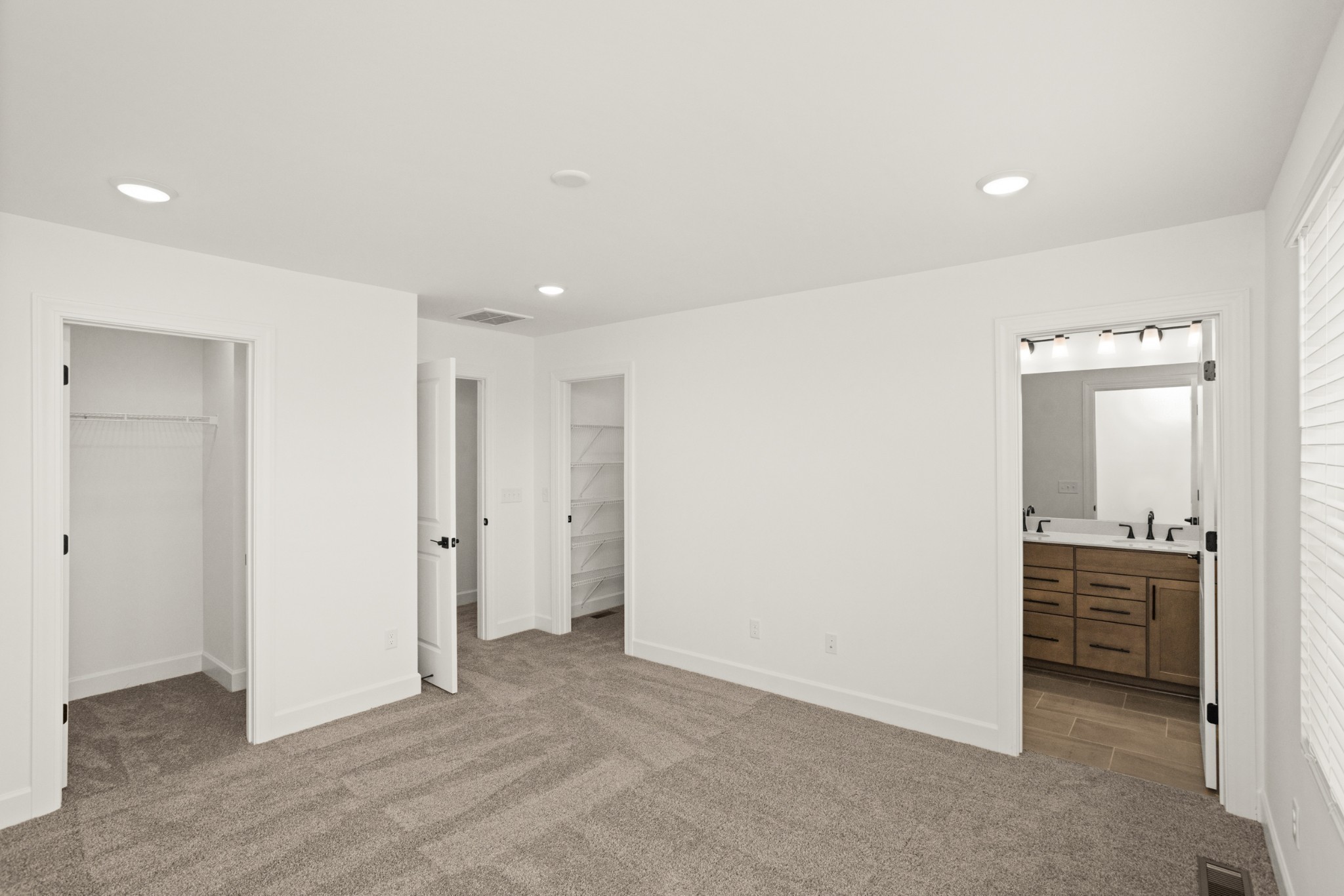 178 Barton Village Boulevard Property Photo 38