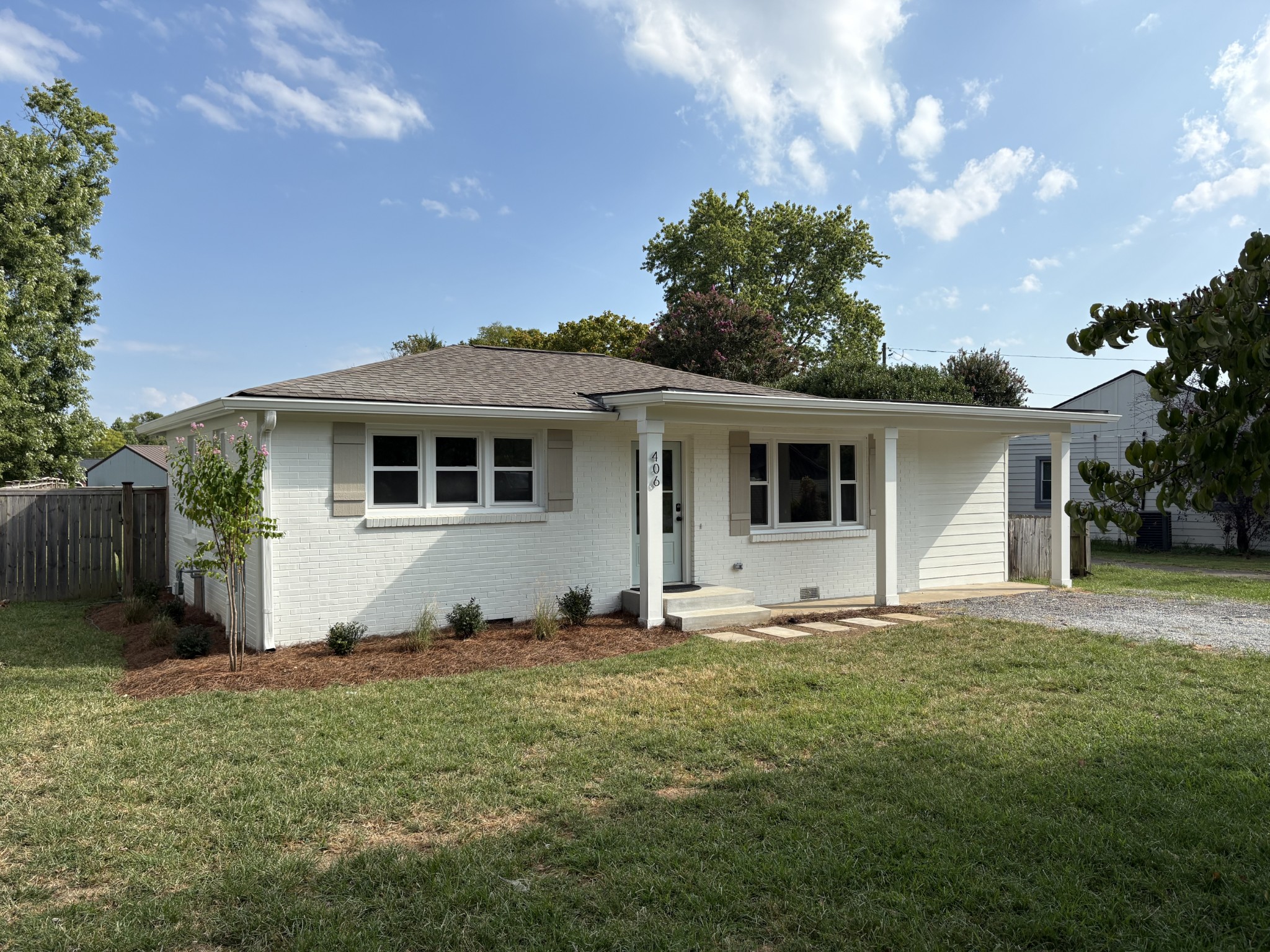 406 N Petway St Property Photo 1