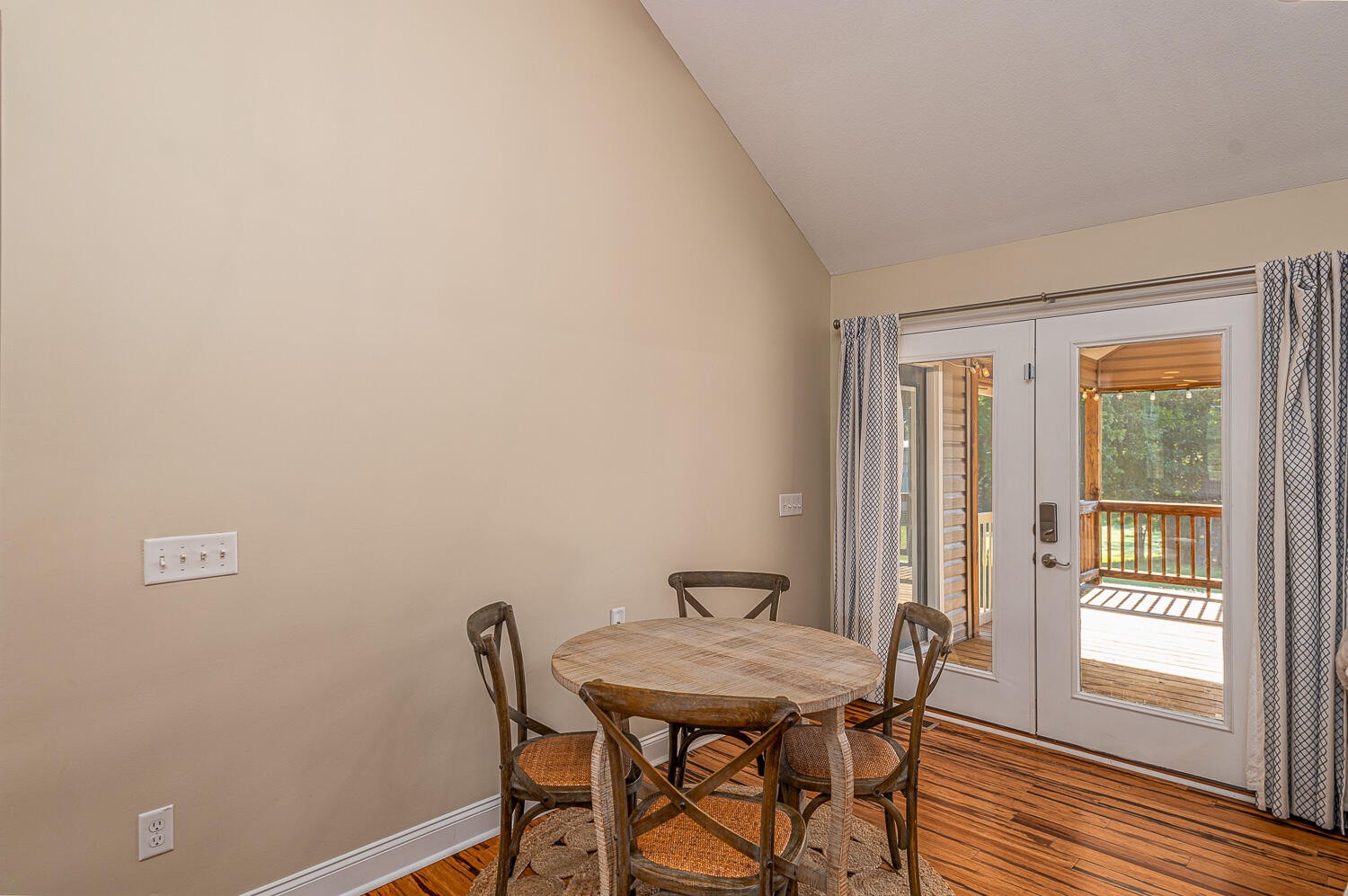7918 Wolftever Drive Property Photo 12