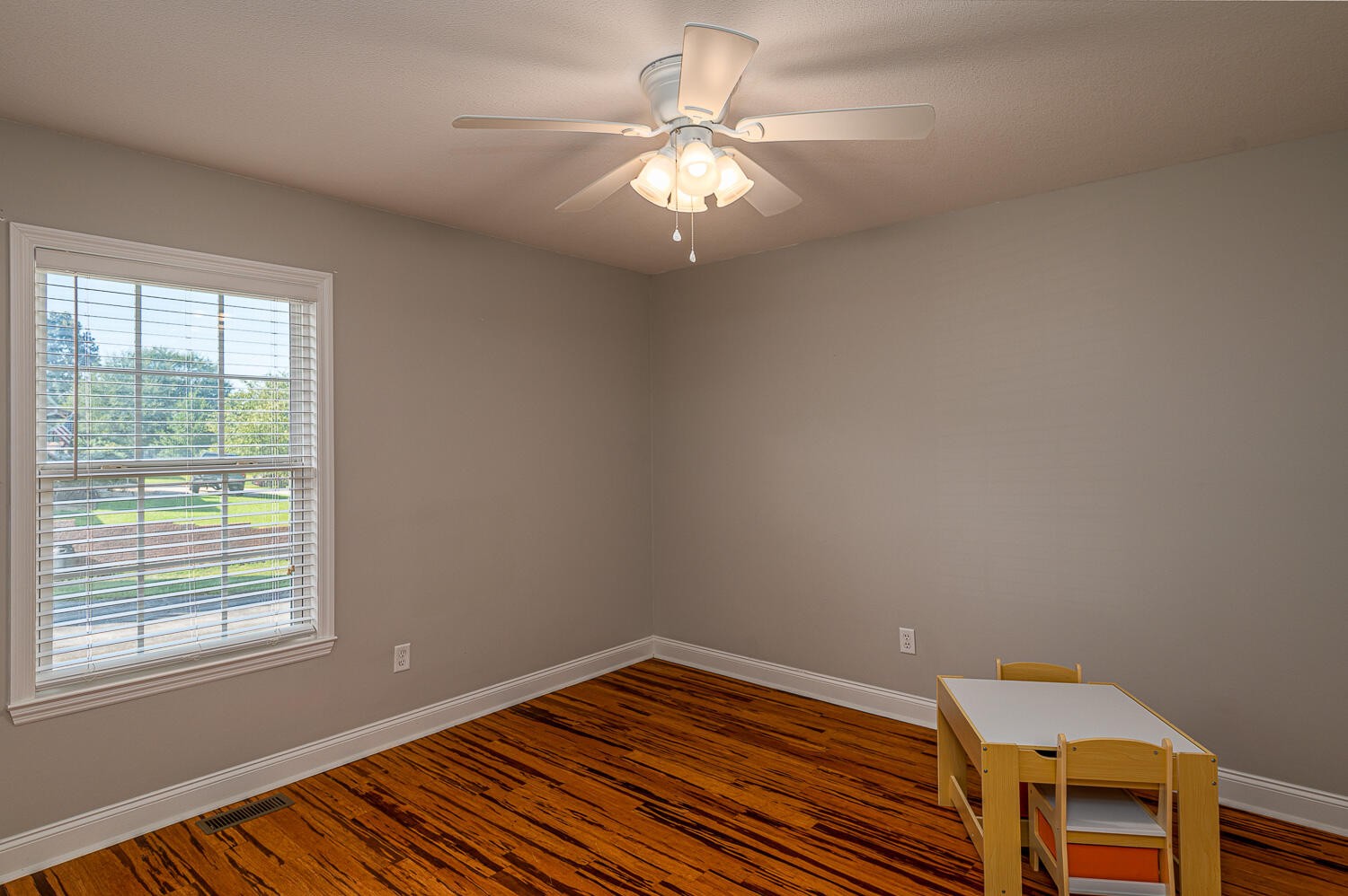 7918 Wolftever Drive Property Photo 22