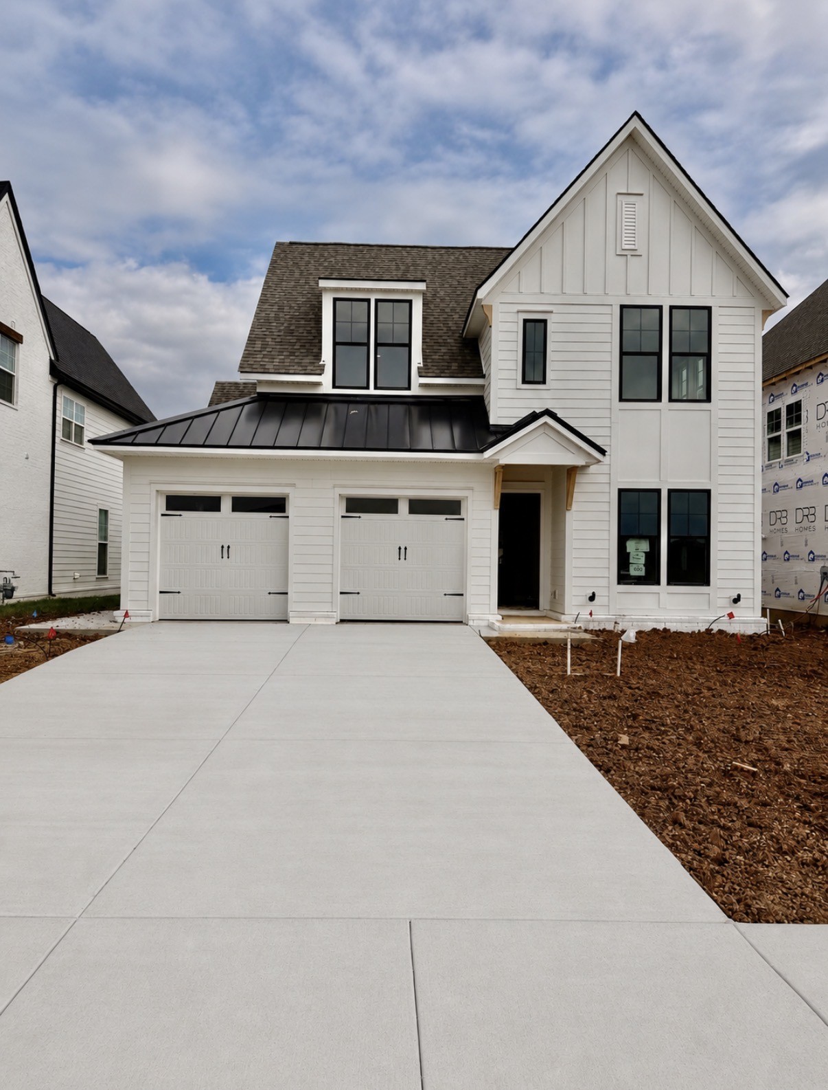 5726 Sagebrush Drive Property Photo 1