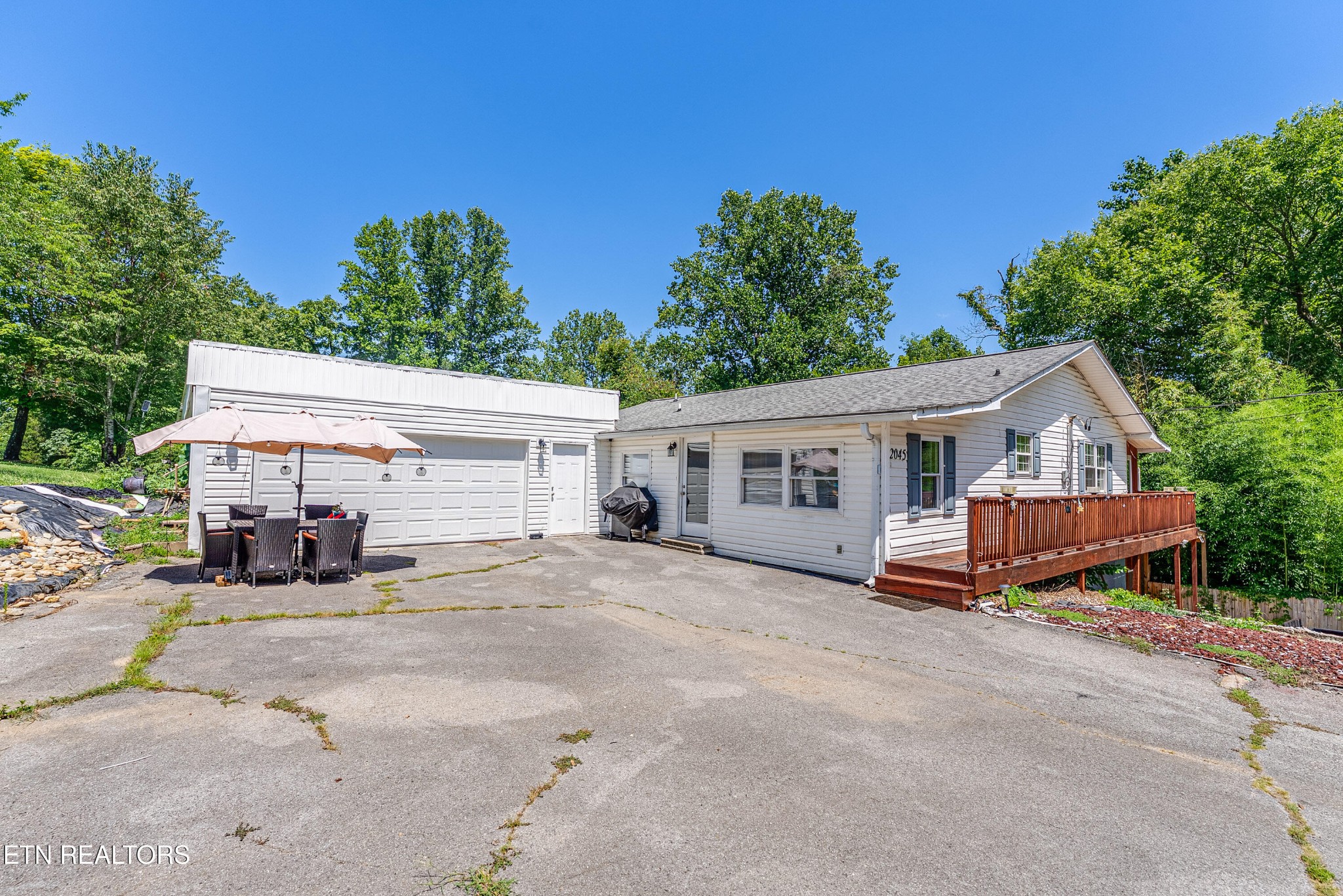 2045 Scenic Meadow Way