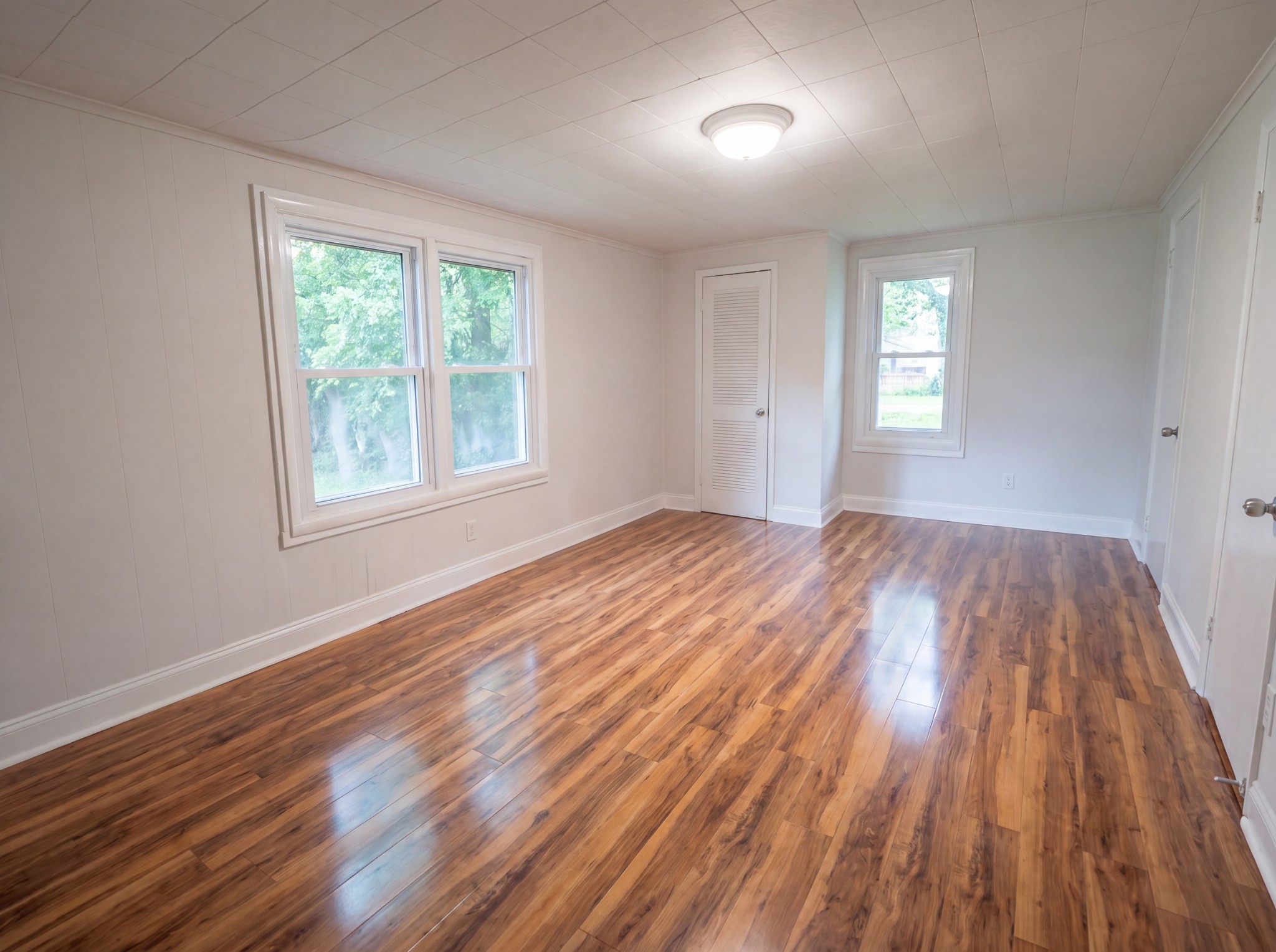 80 James St Property Photo 6