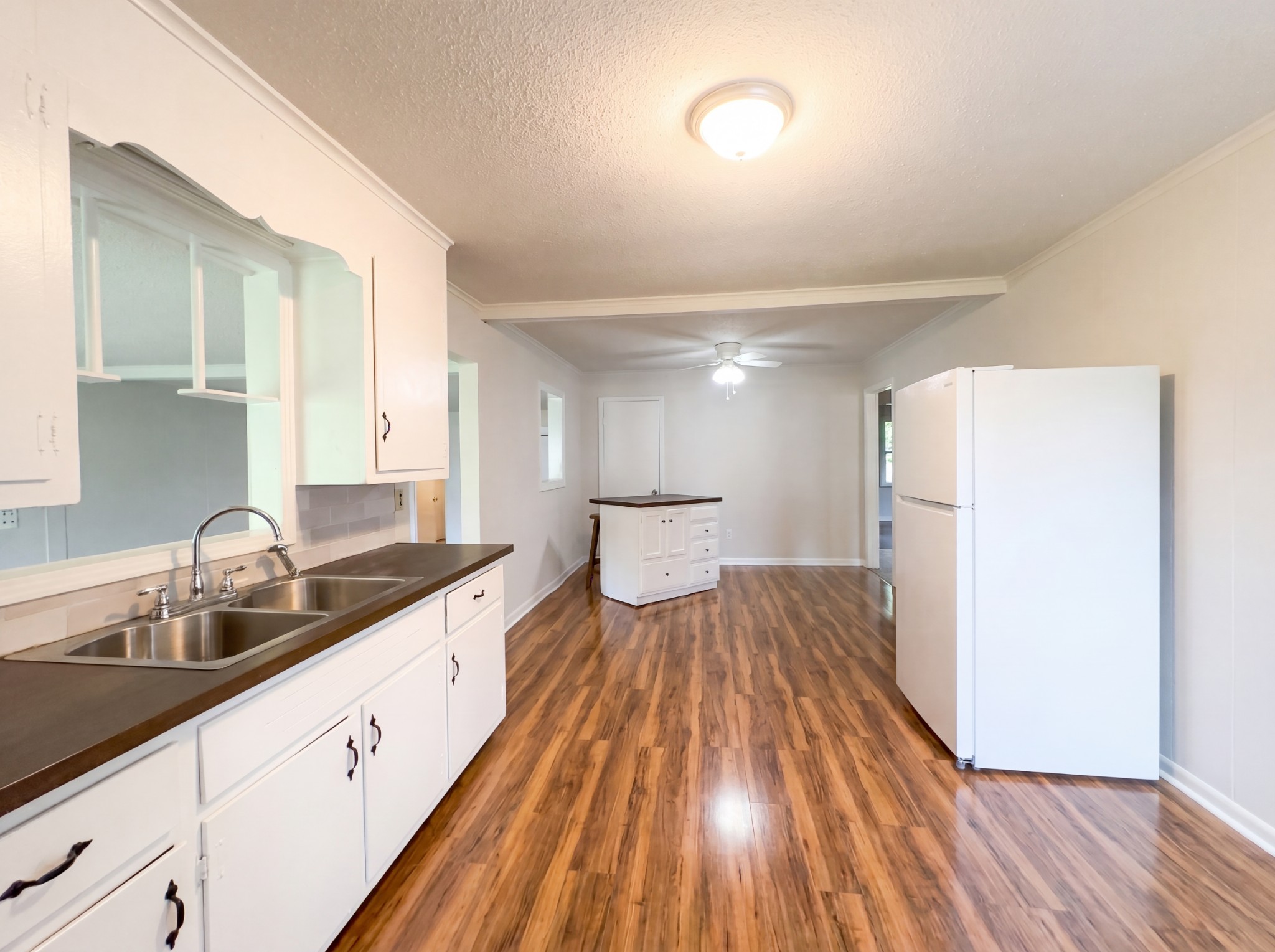 80 James St Property Photo 10