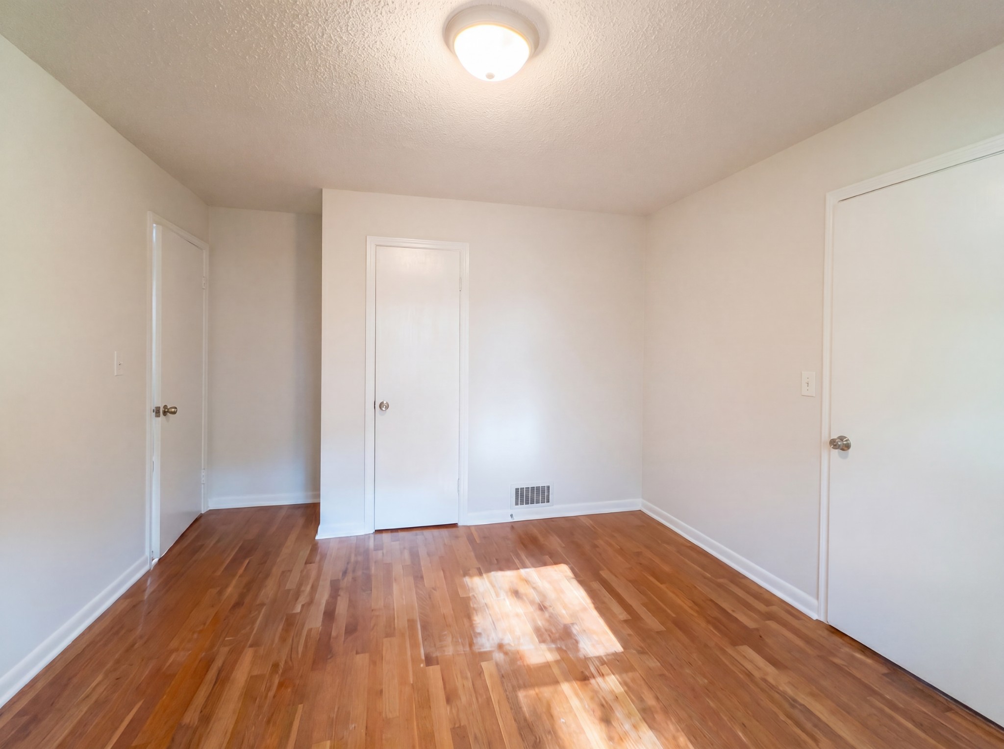 80 James St Property Photo 17