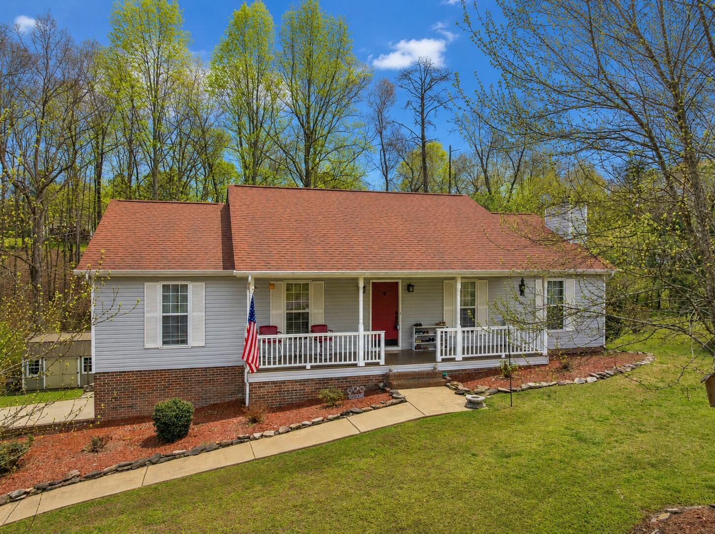 269 Sutton Drive Property Photo 1