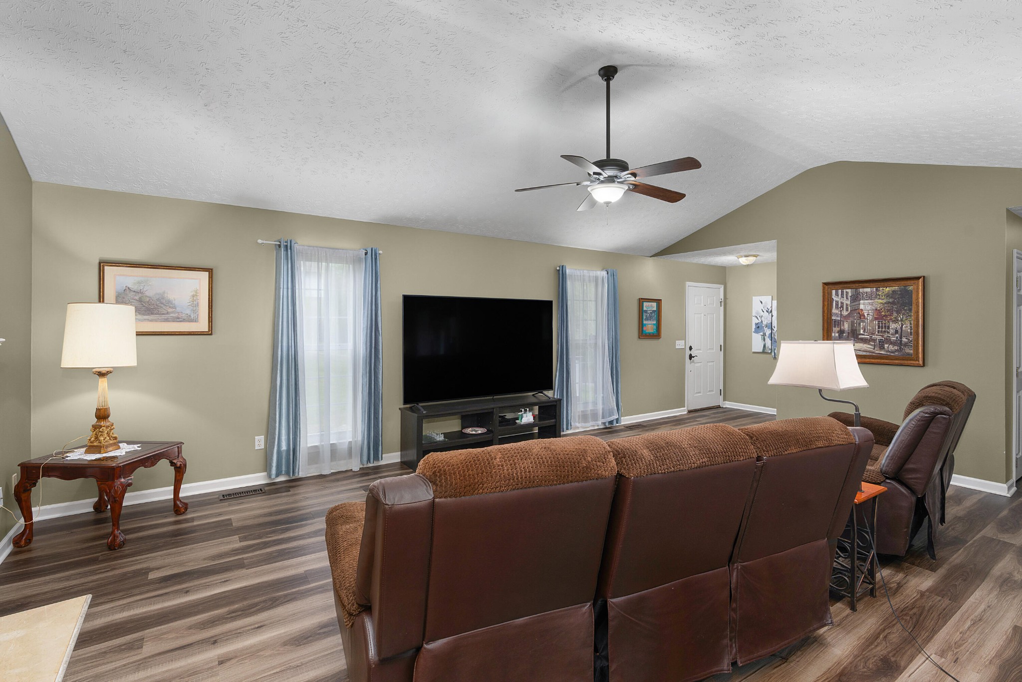 269 Sutton Drive Property Photo 9