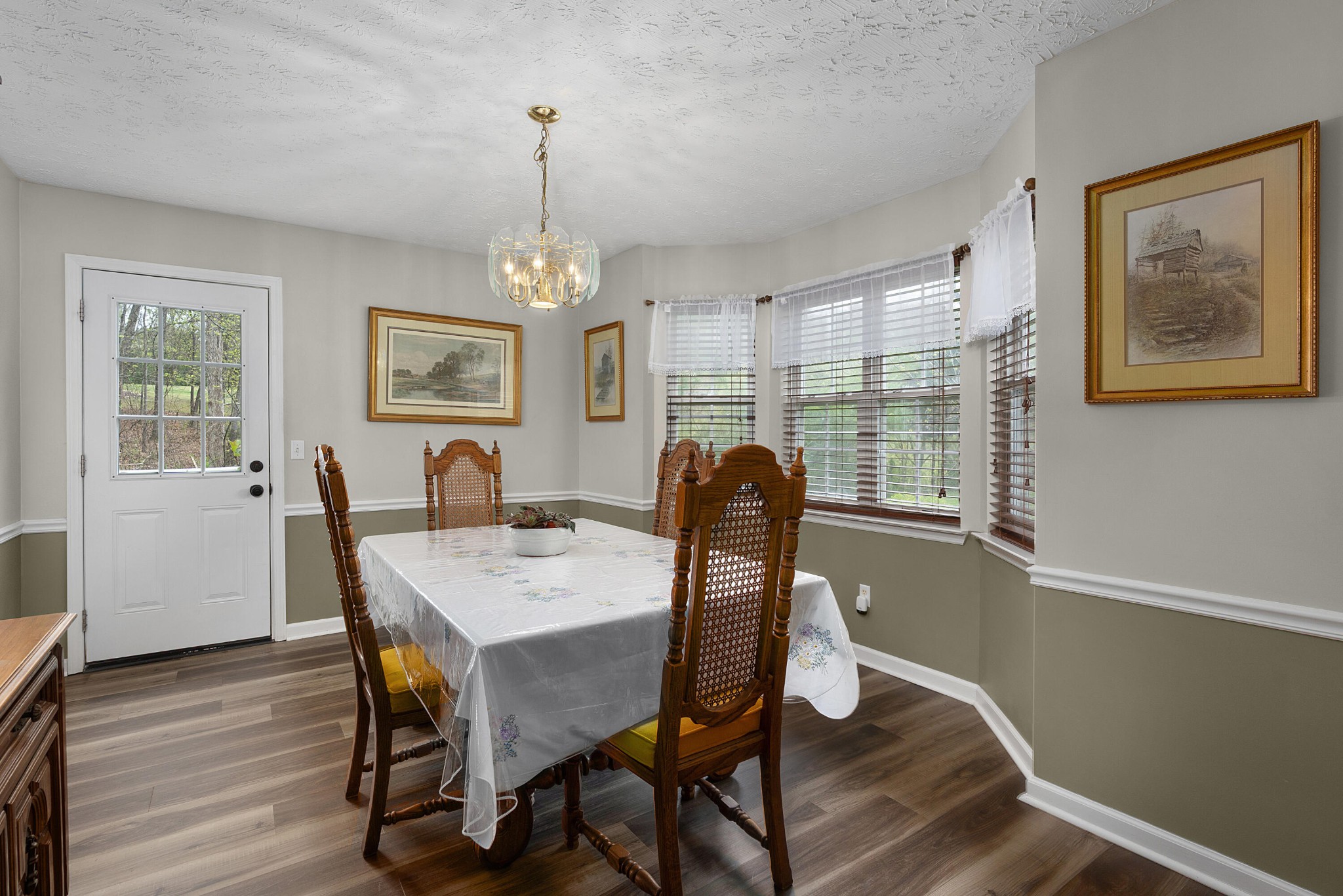 269 Sutton Drive Property Photo 11
