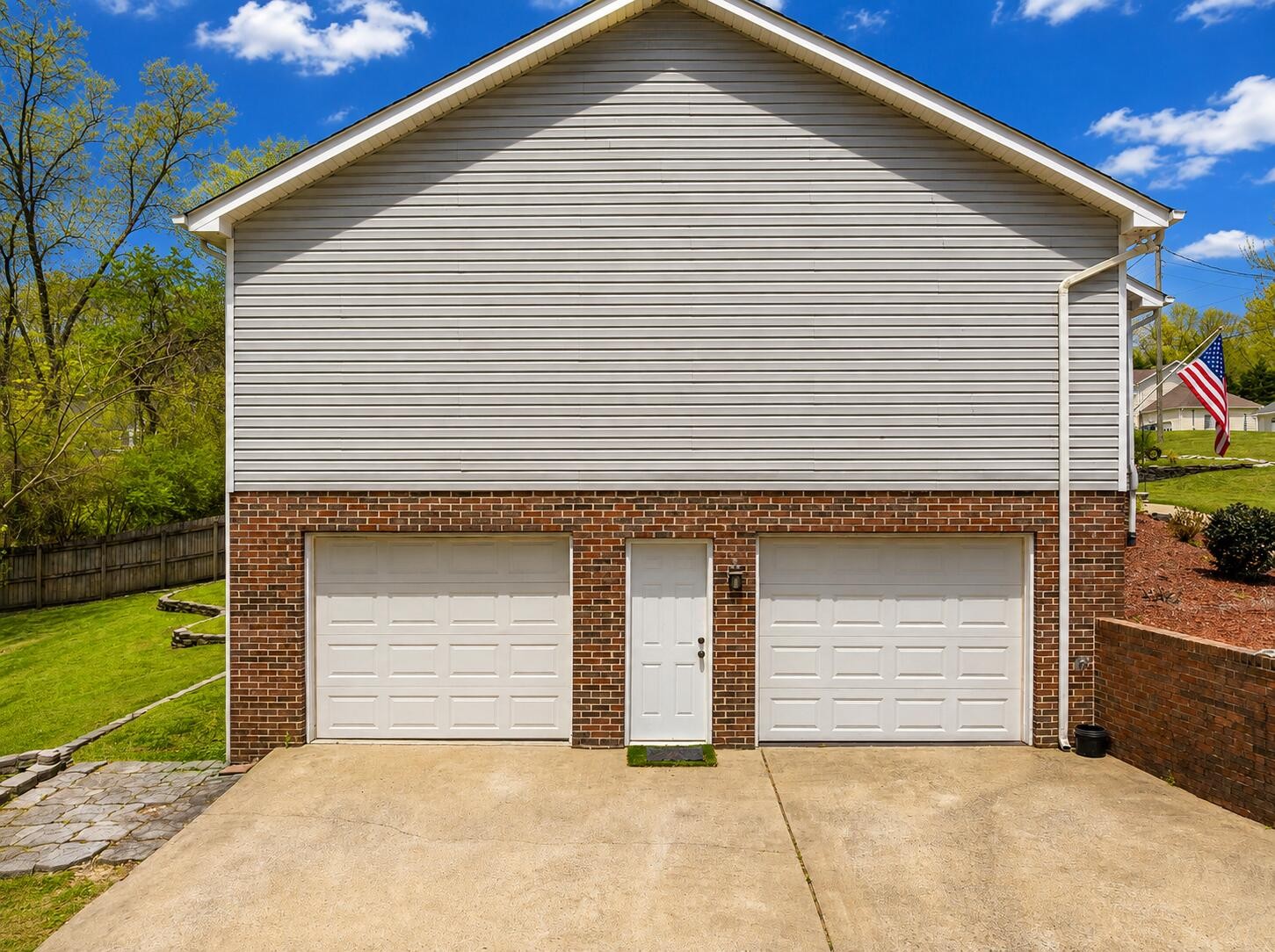 269 Sutton Drive Property Photo 35