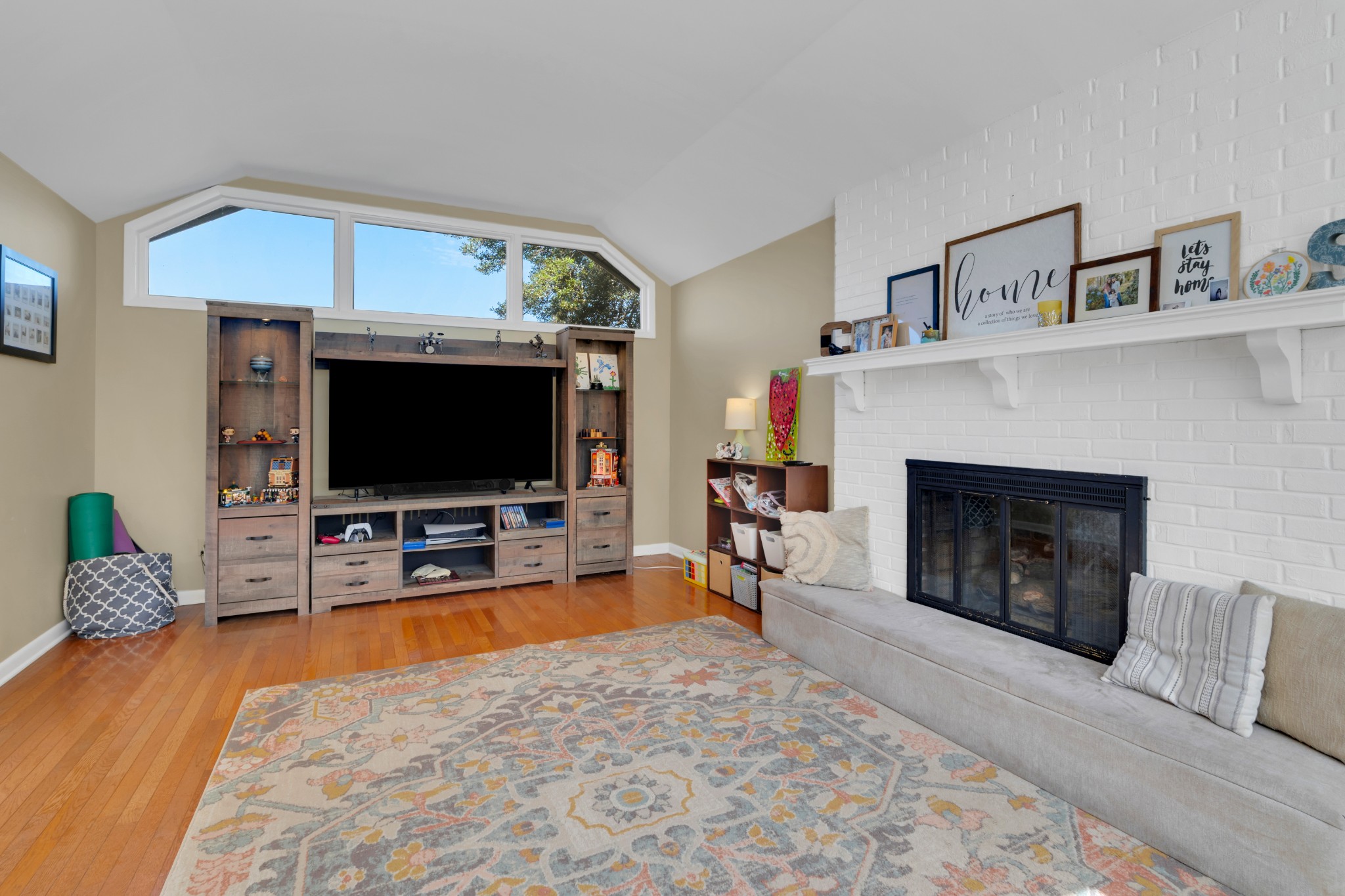 203 Kingsridge Blvd Property Photo 7