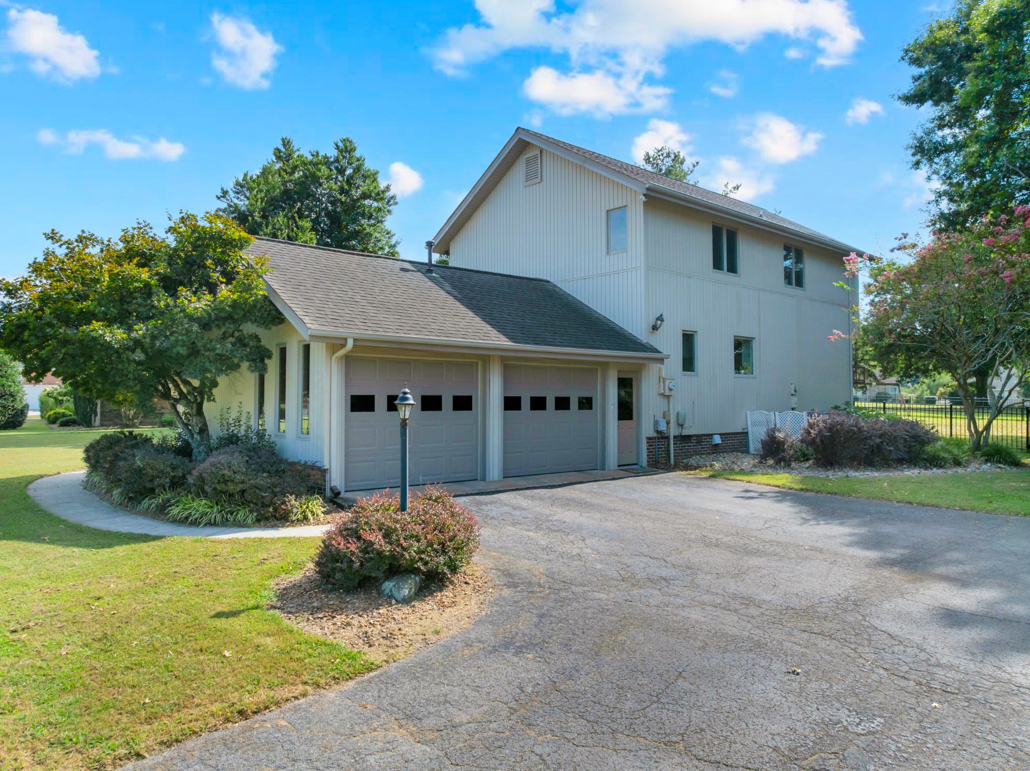 203 Kingsridge Blvd Property Photo 40
