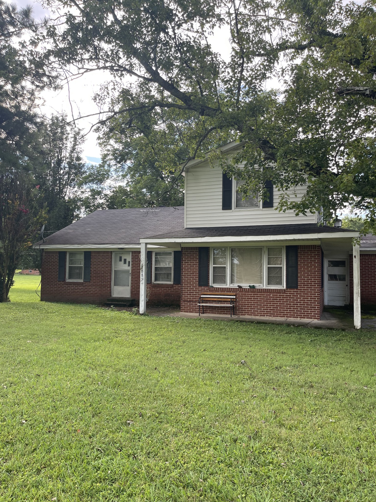 2885 Old Manchester Hwy Property Photo 1