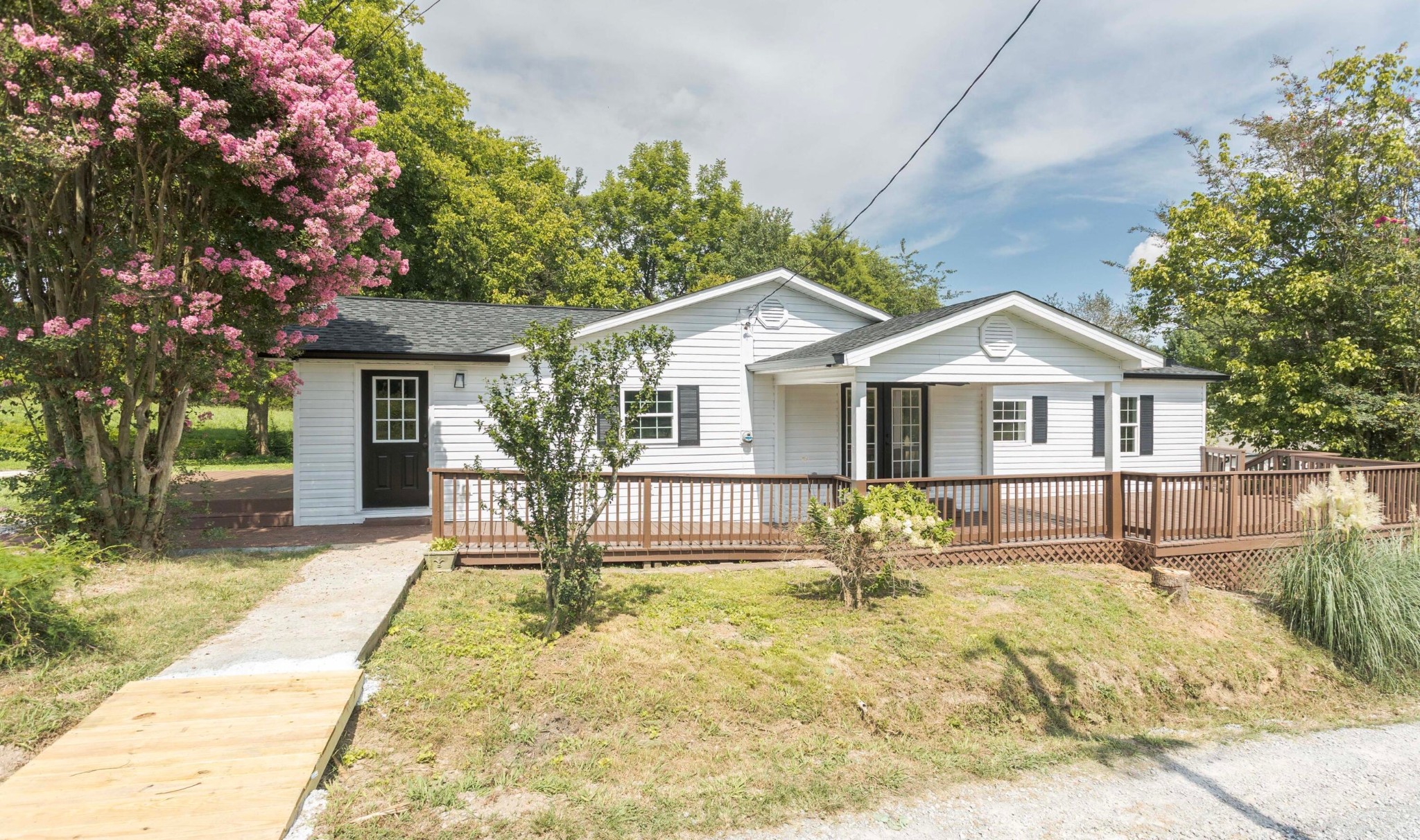 190 Sundance Dr