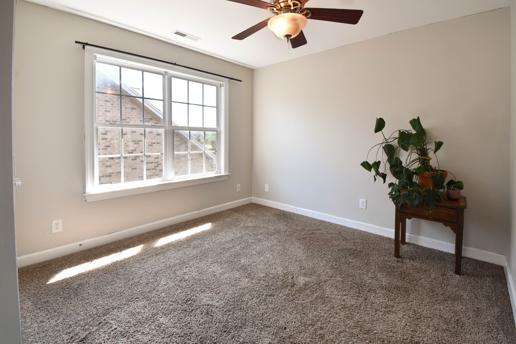 1034 Stonehollow Way Property Photo 31