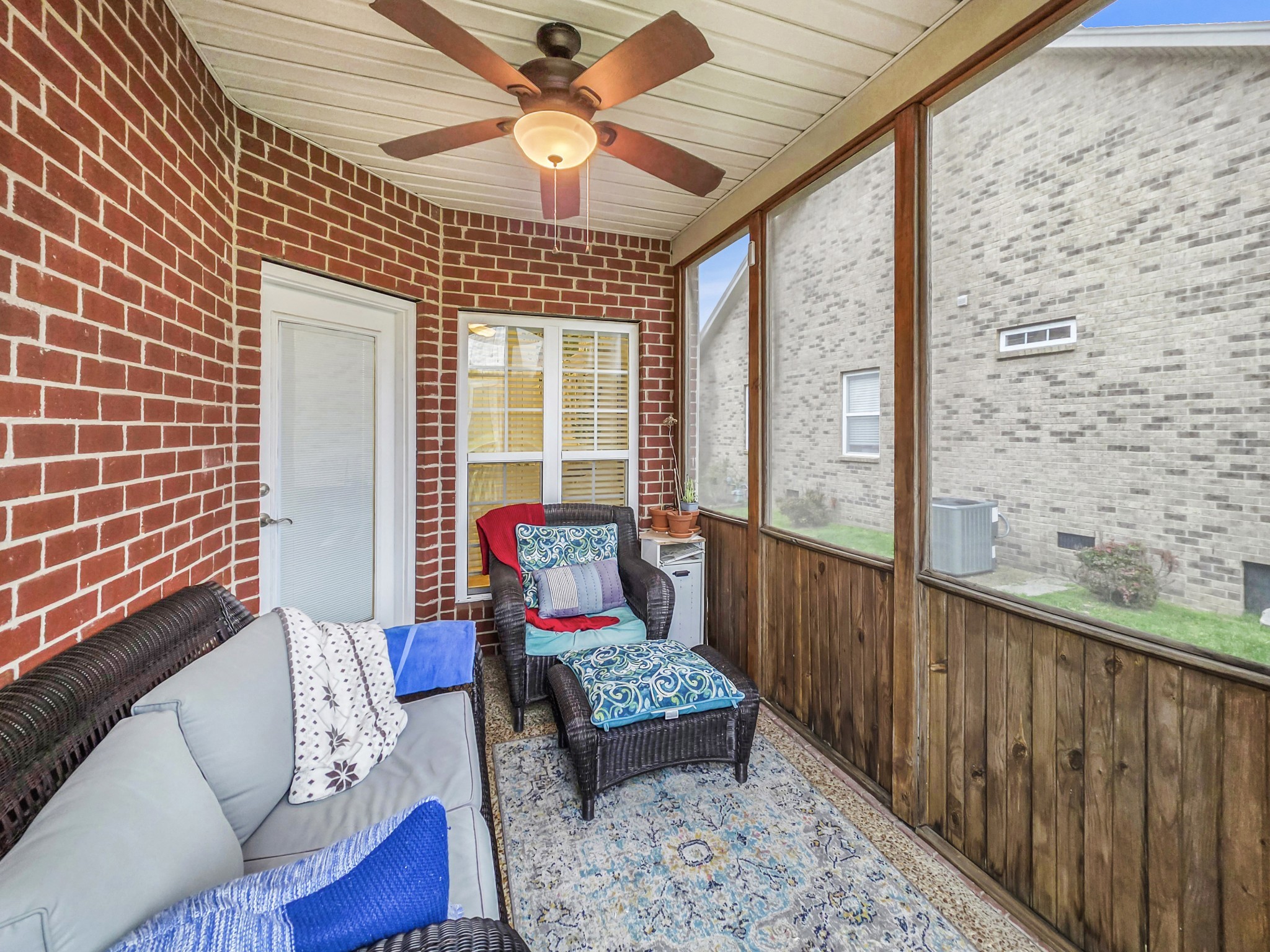 1034 Stonehollow Way Property Photo 38