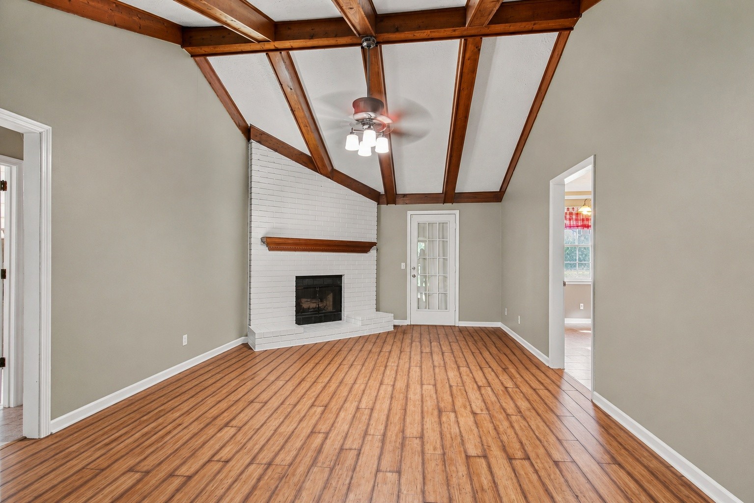 103 Glen Oak Ct, W Property Photo 6