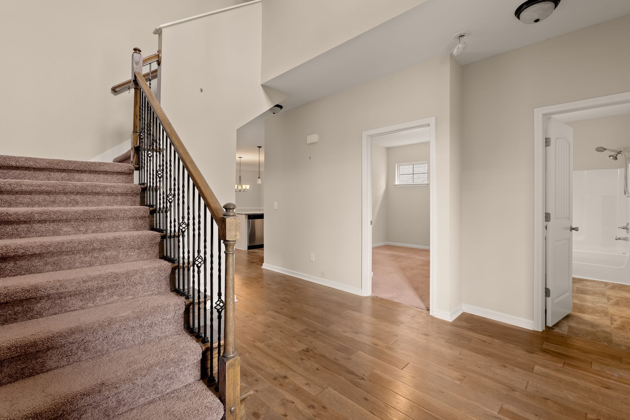 1068 Ambling Way Property Photo 4