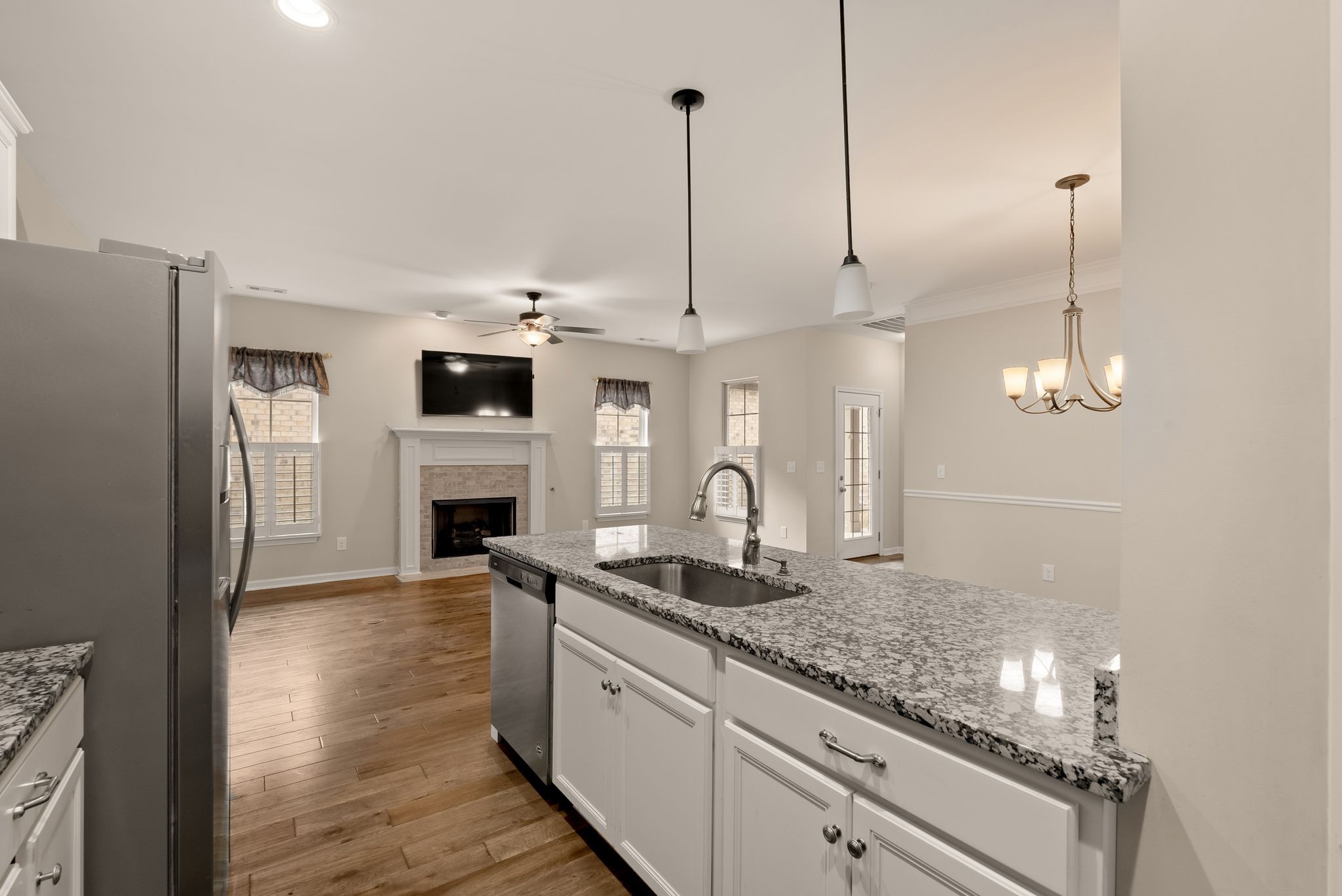 1068 Ambling Way Property Photo 10