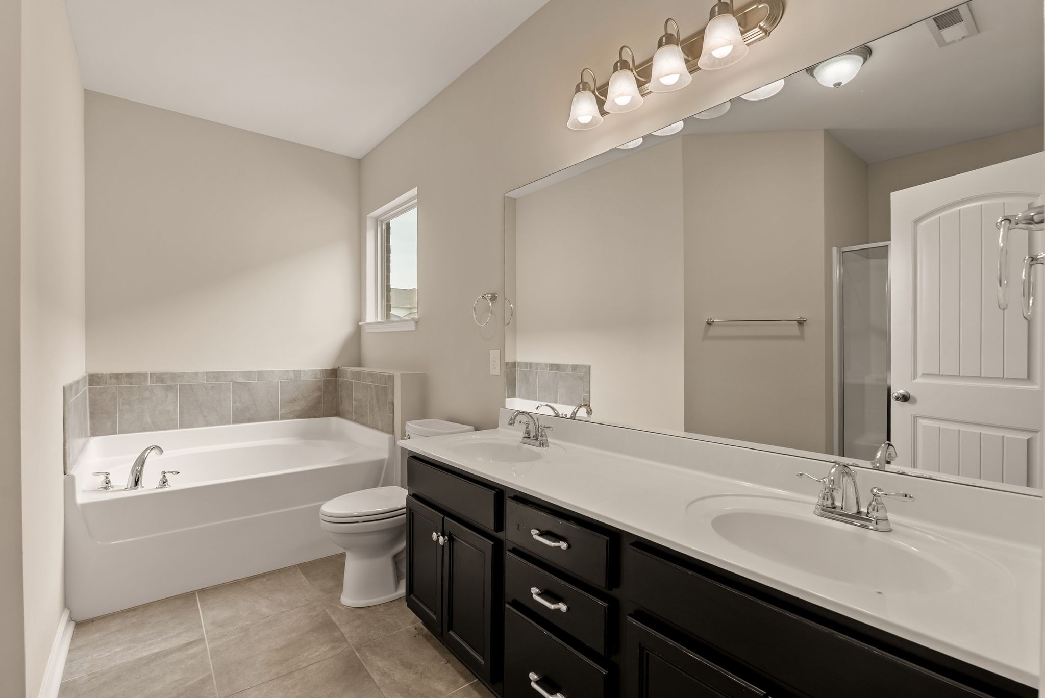 1068 Ambling Way Property Photo 21
