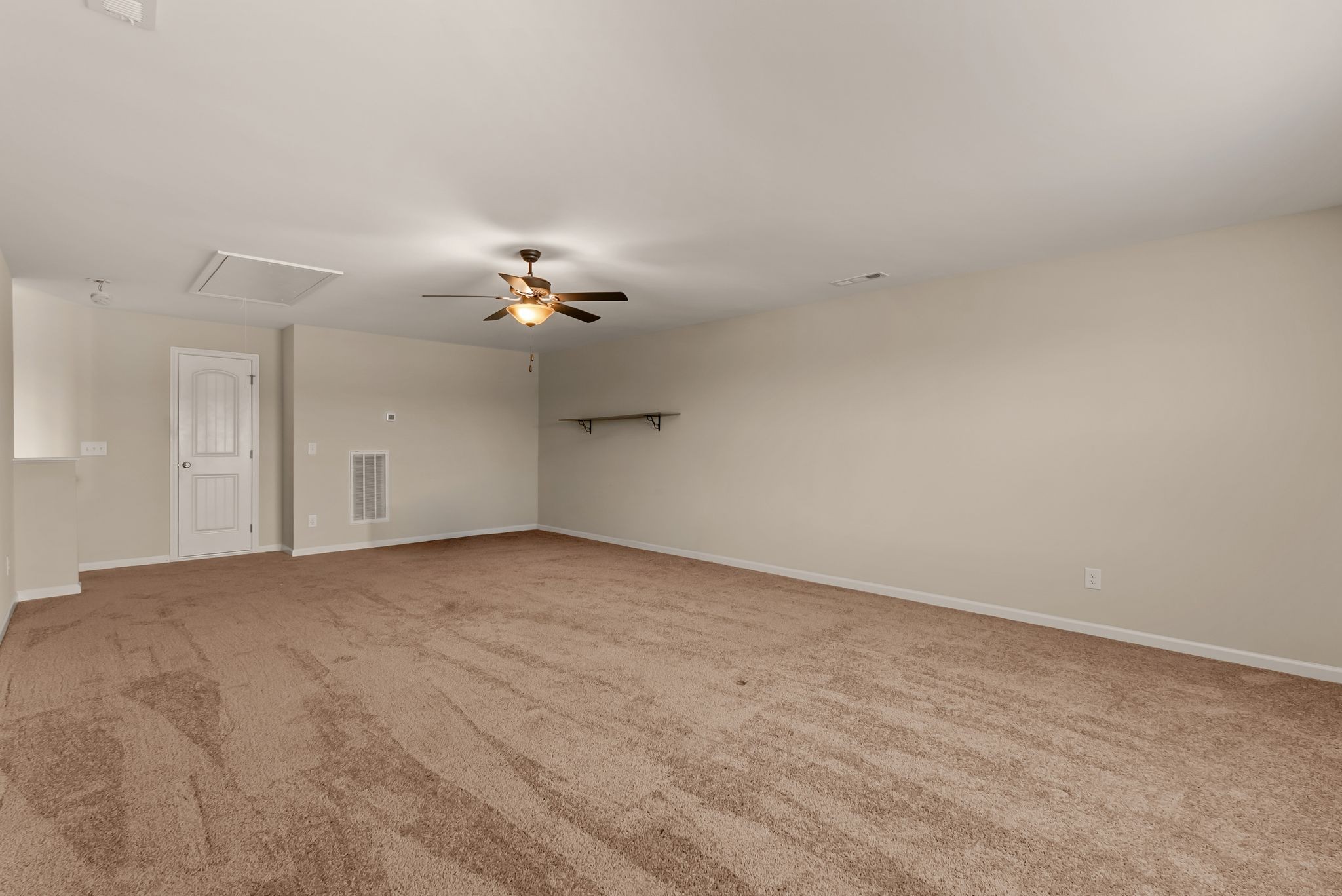 1068 Ambling Way Property Photo 30