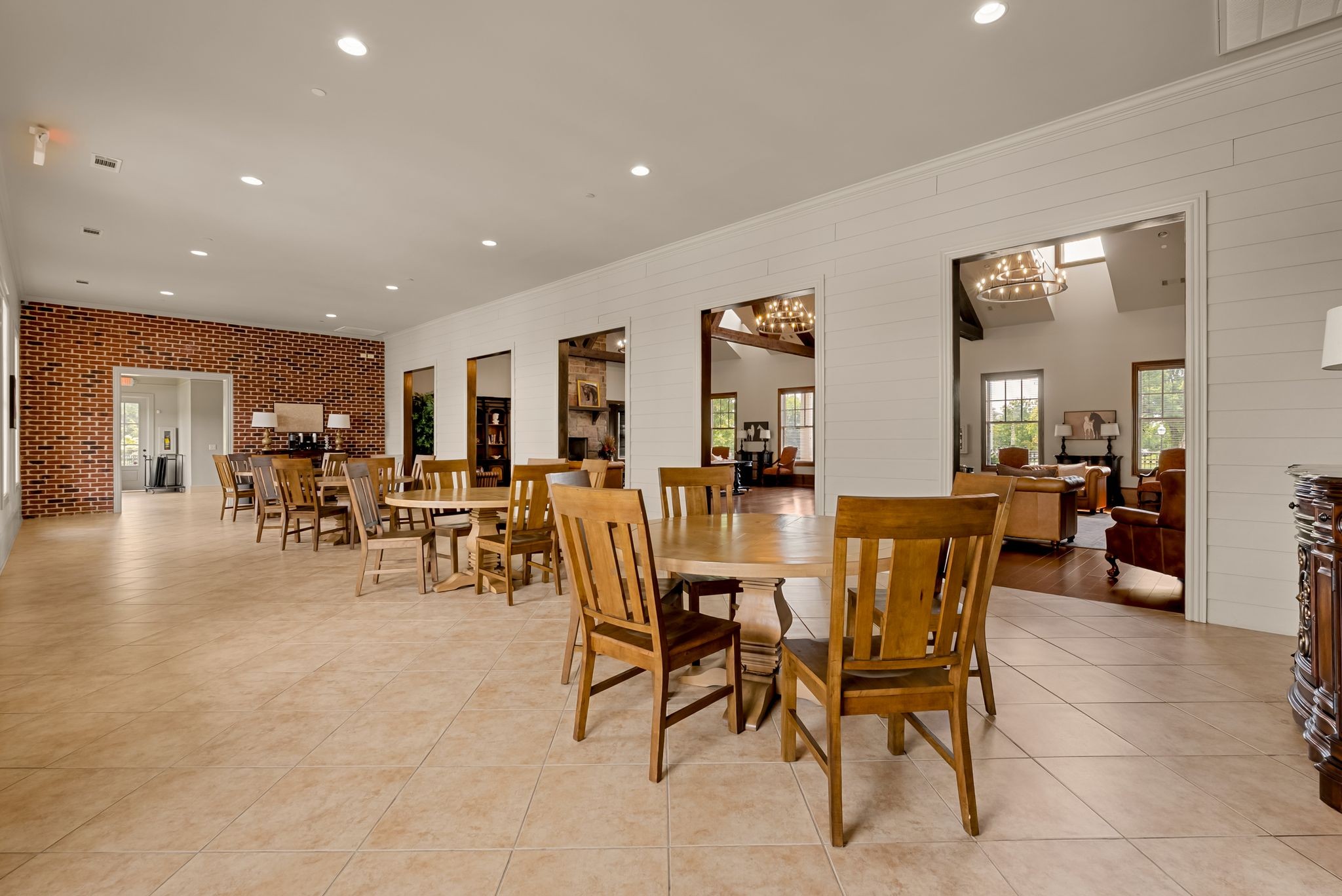 1068 Ambling Way Property Photo 47