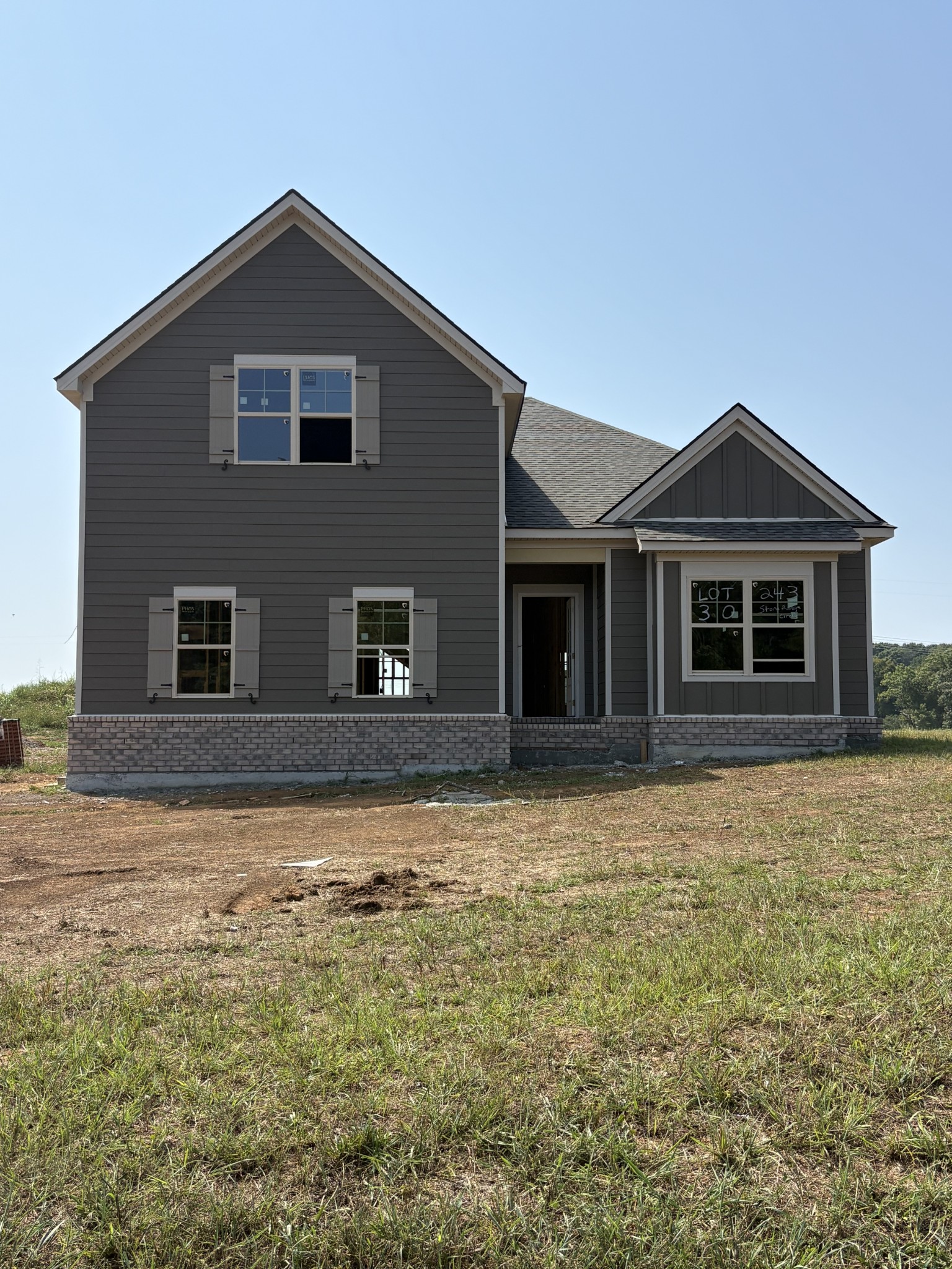 243 Stoneridge Circle Property Photo 1