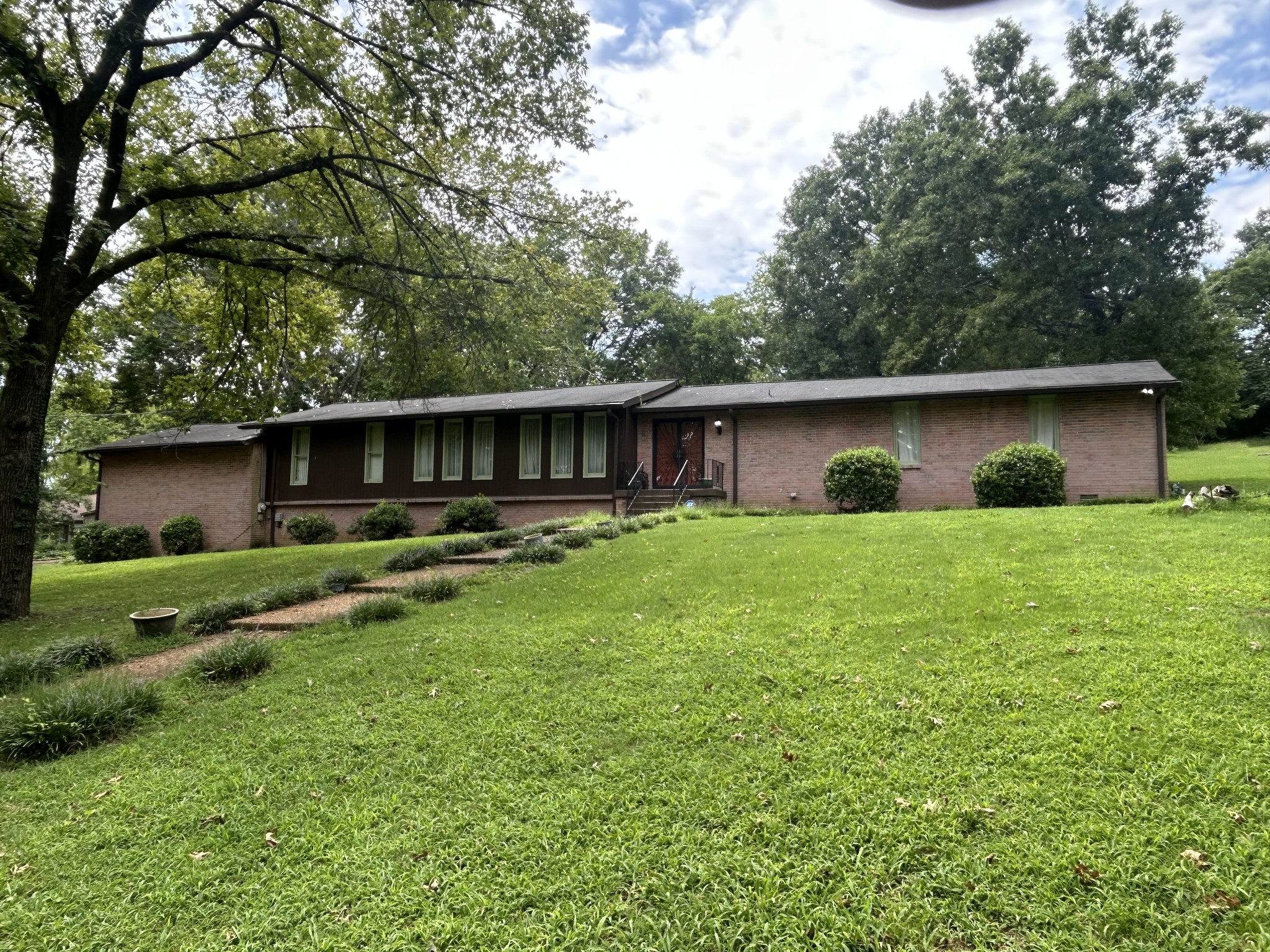 4321 Setters Rd Property Photo 1