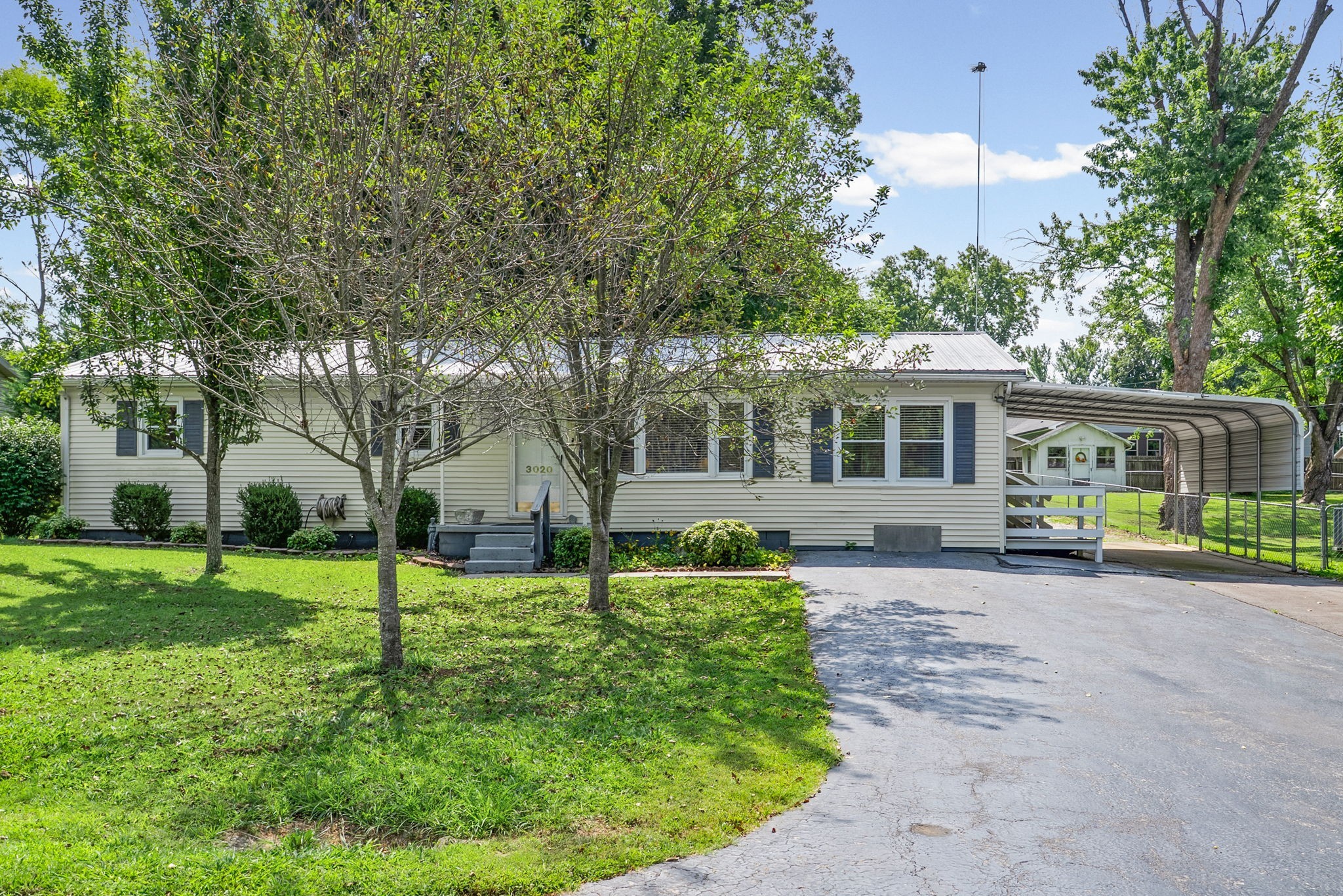 3020 Elinor Dr Property Photo 1