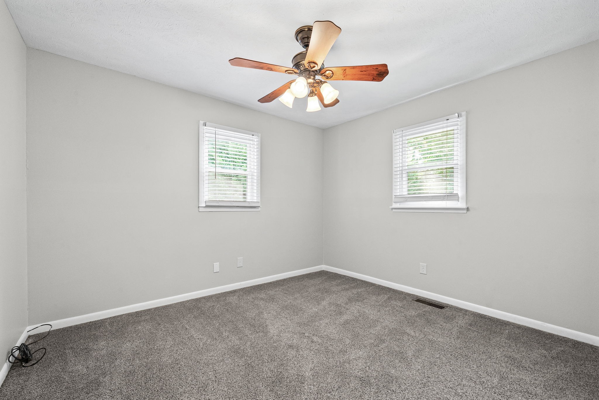 3020 Elinor Dr Property Photo 20