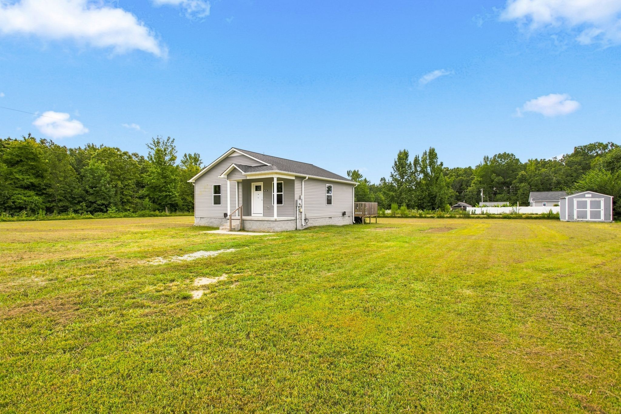 124 Liza Beth Ln Property Photo 3