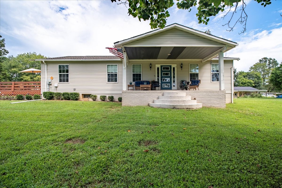 527 Clax Branch Rd Property Photo 1