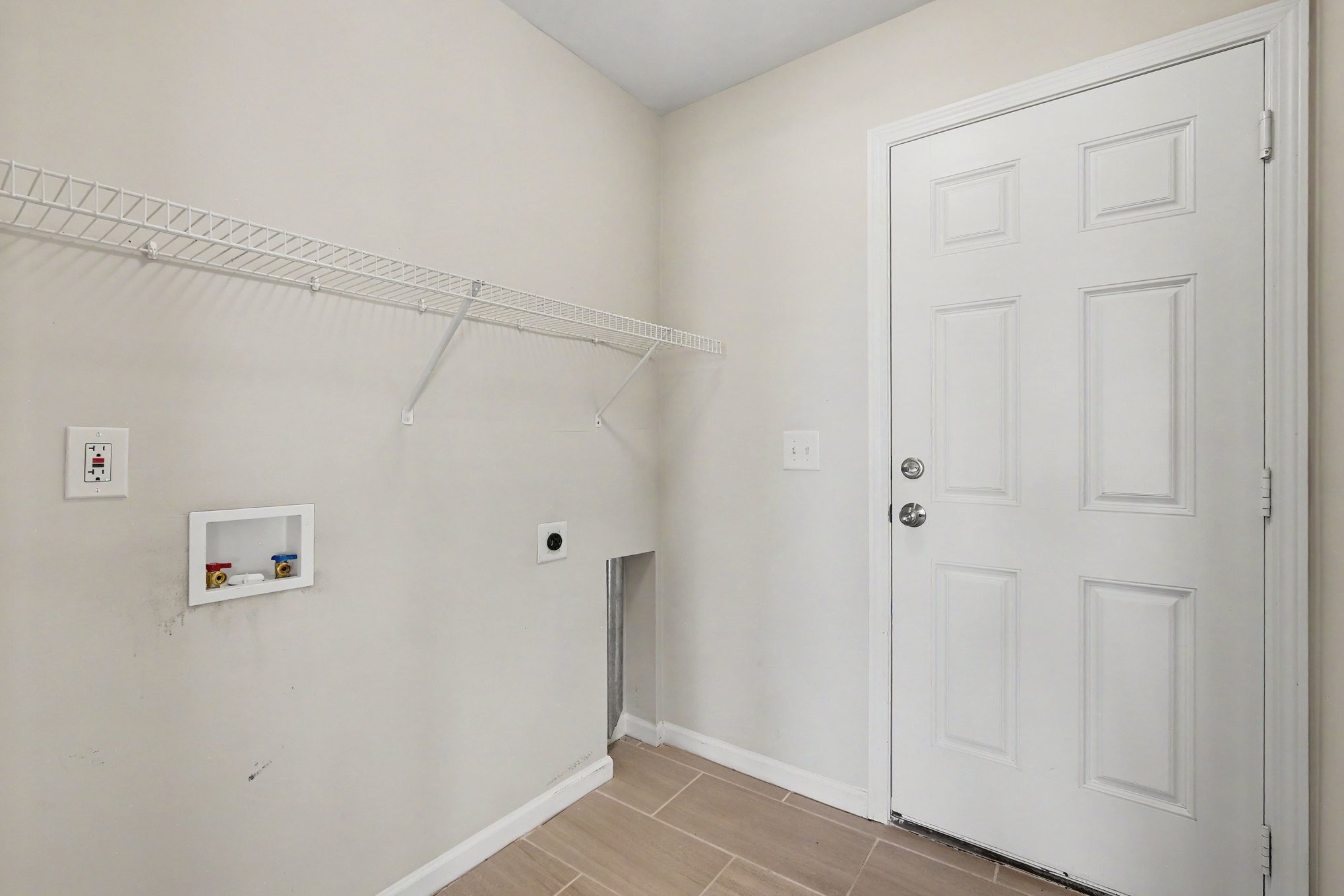 1017 Patmore Ln Property Photo 15