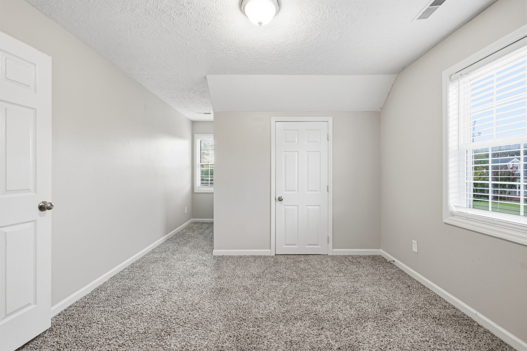 2908 Sams Ct Property Photo 17