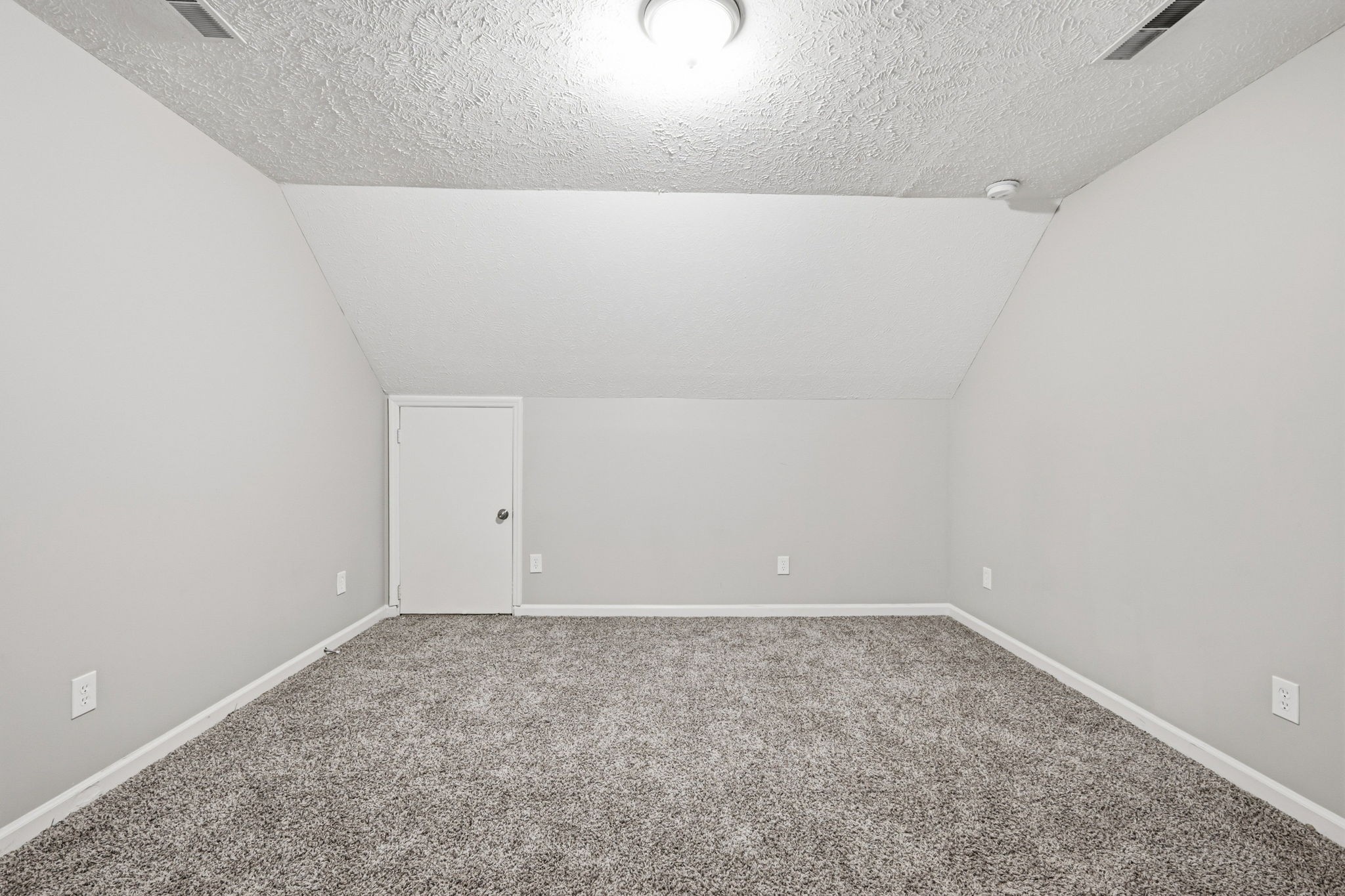 2908 Sams Ct Property Photo 21