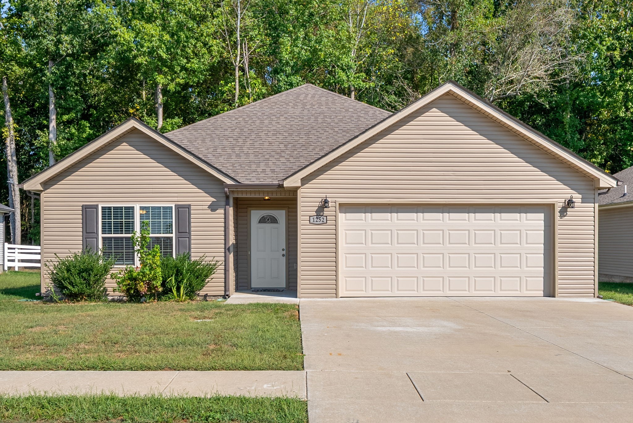 1252 Magnum Drive Property Photo 1
