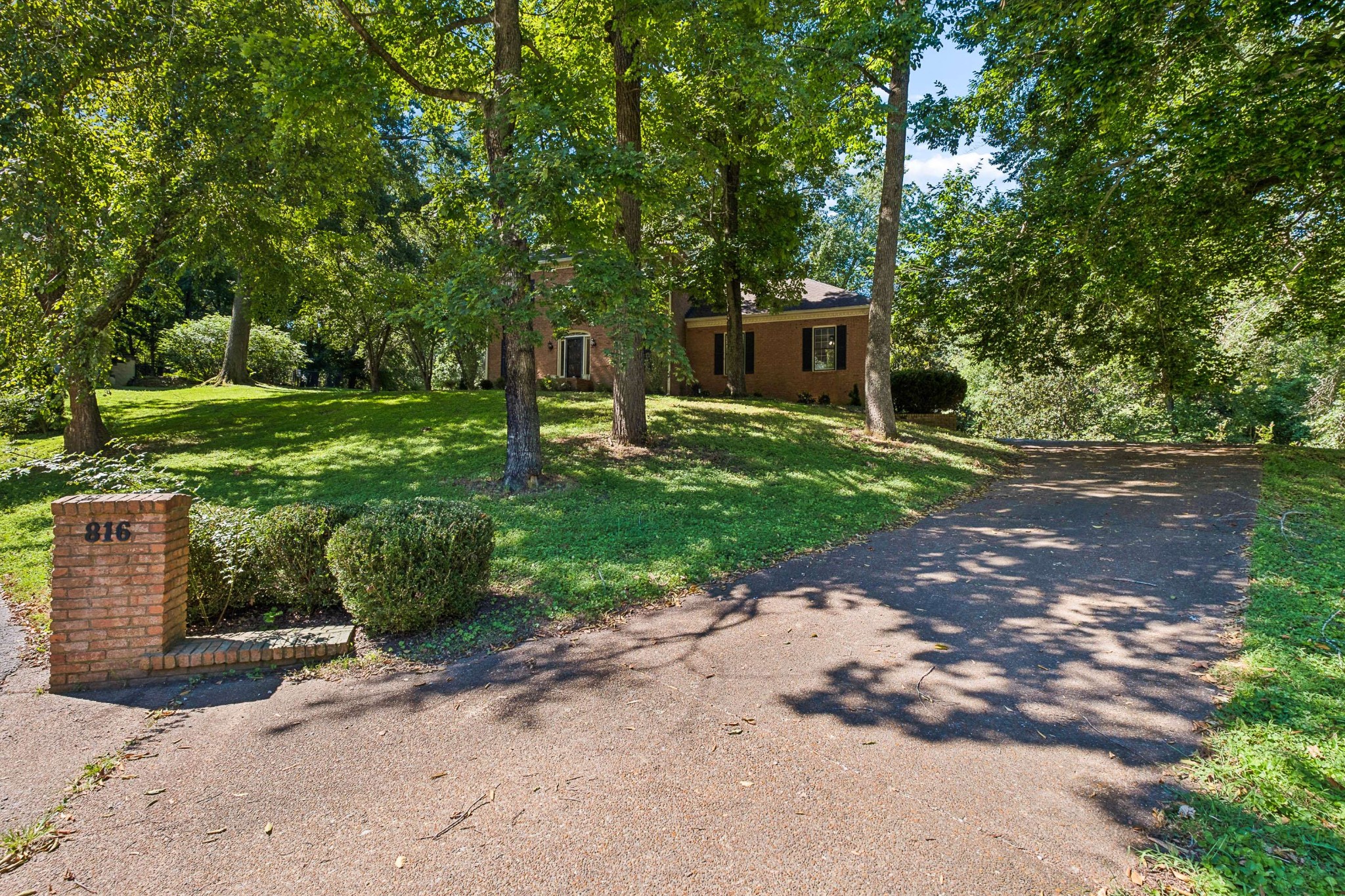 816 Chestnut Ct