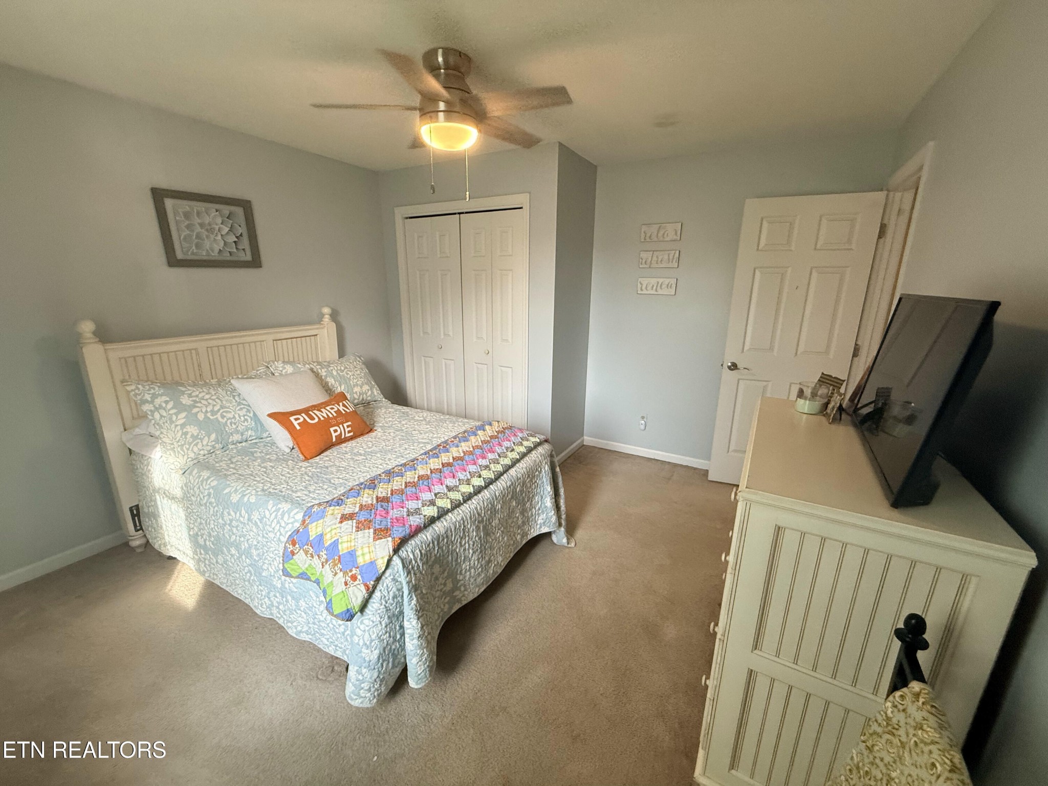 905 High Springs Rd Property Photo 19