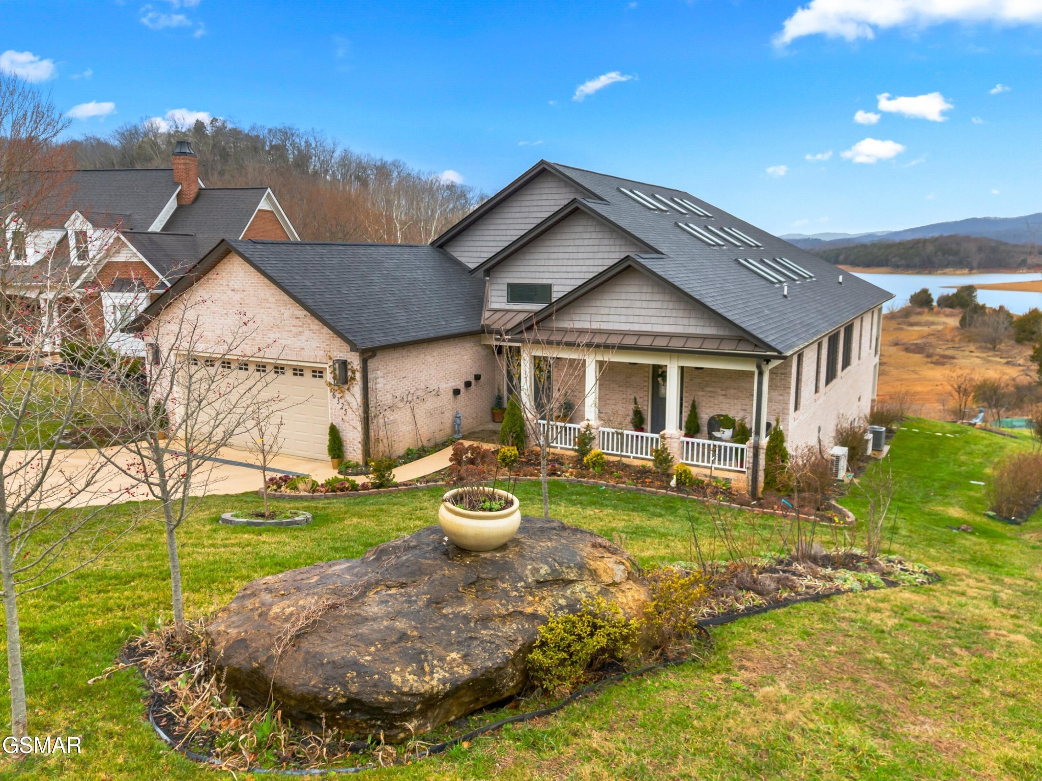 6325 Coves Edge Trail Property Photo 49