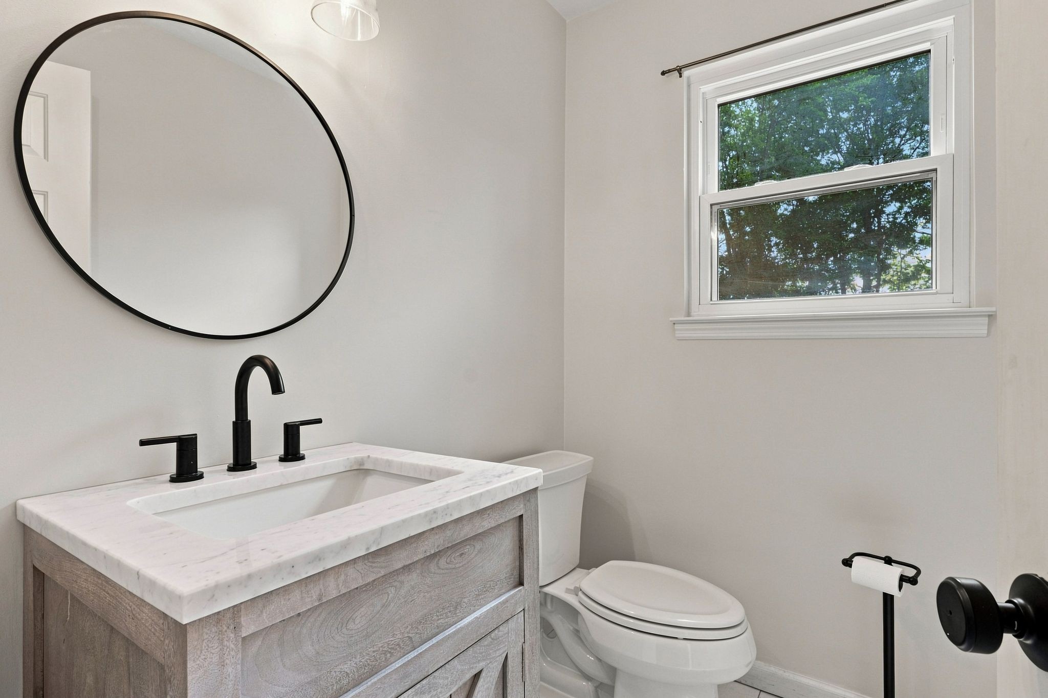 210 Yarmouth Ct Property Photo 12