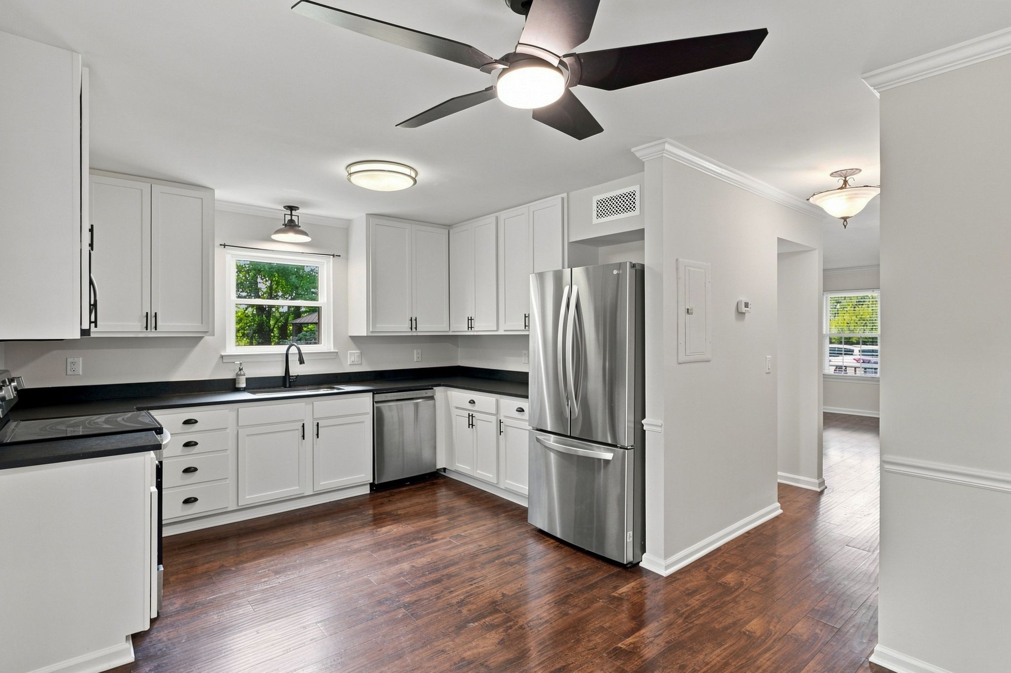 210 Yarmouth Ct Property Photo 13