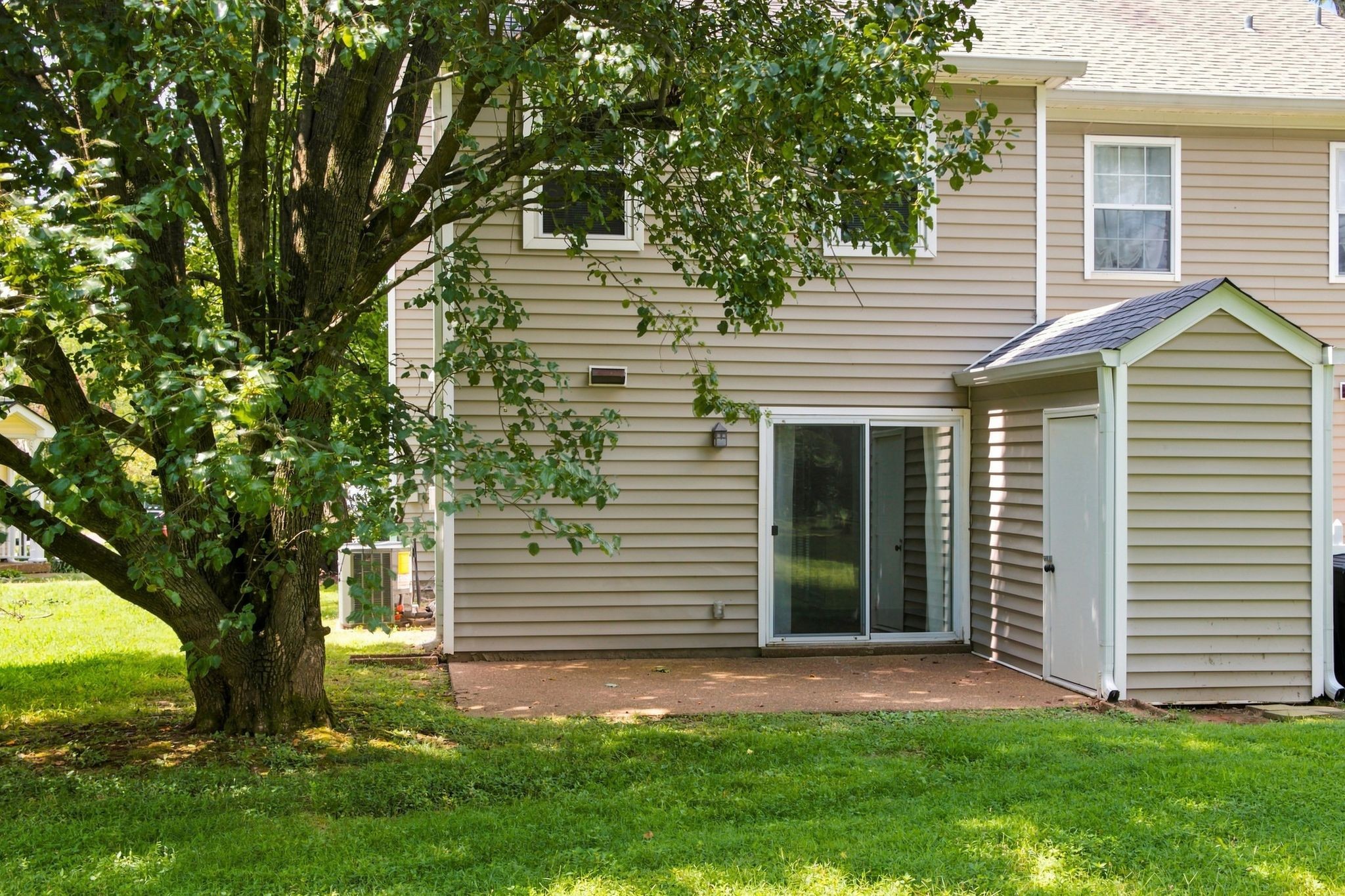210 Yarmouth Ct Property Photo 30